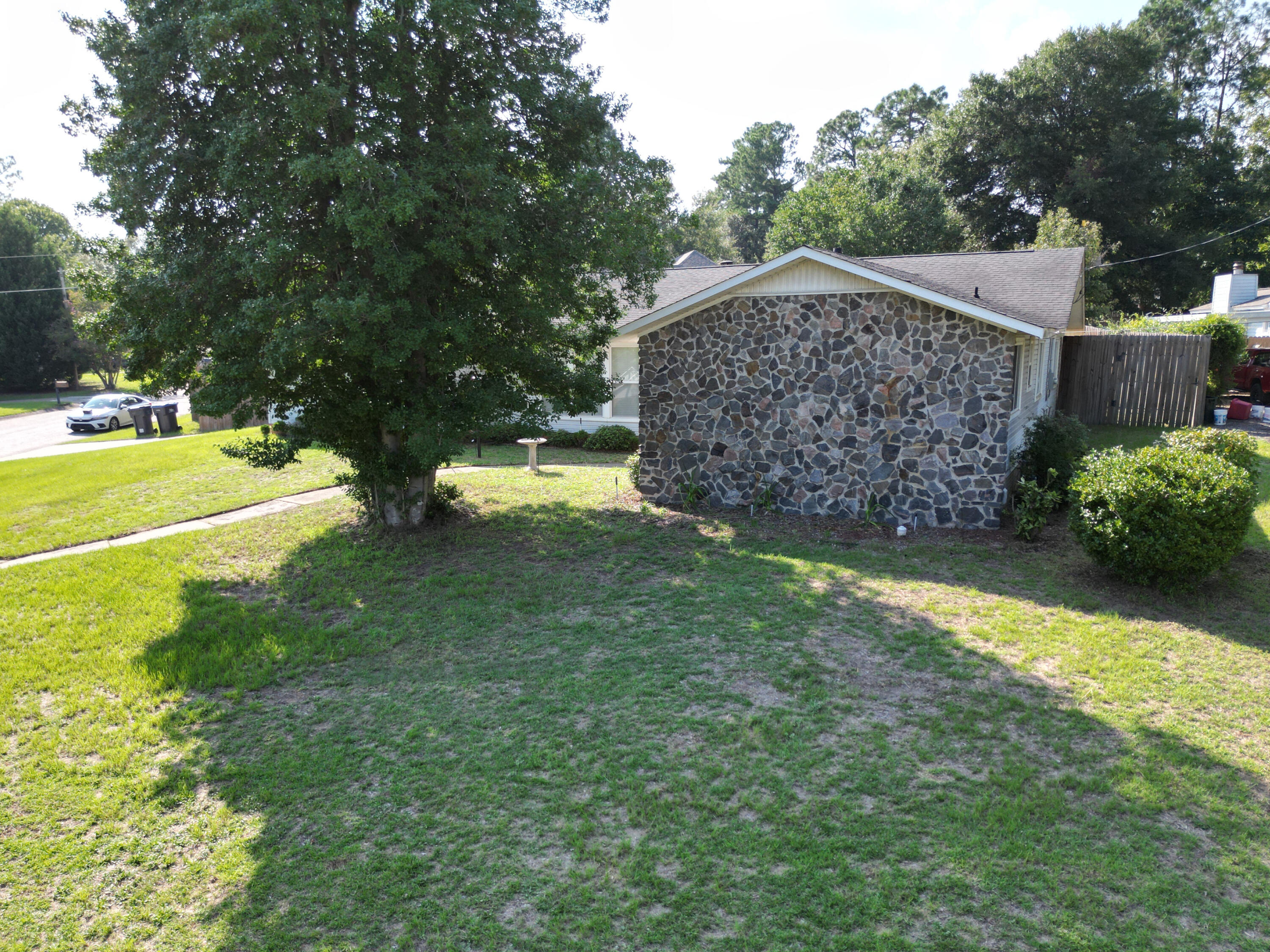 1713 Harrogate Dr.