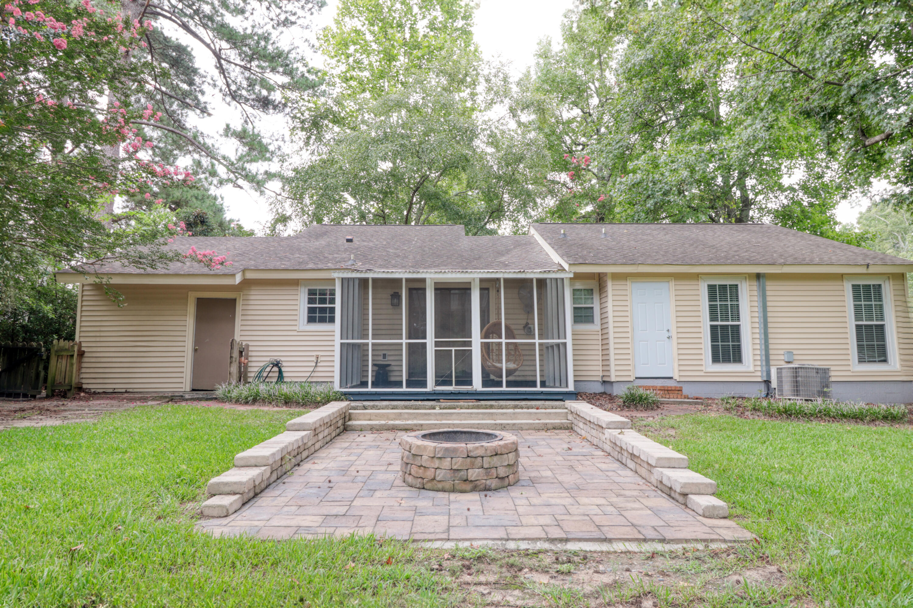 4415 Forrest Drive