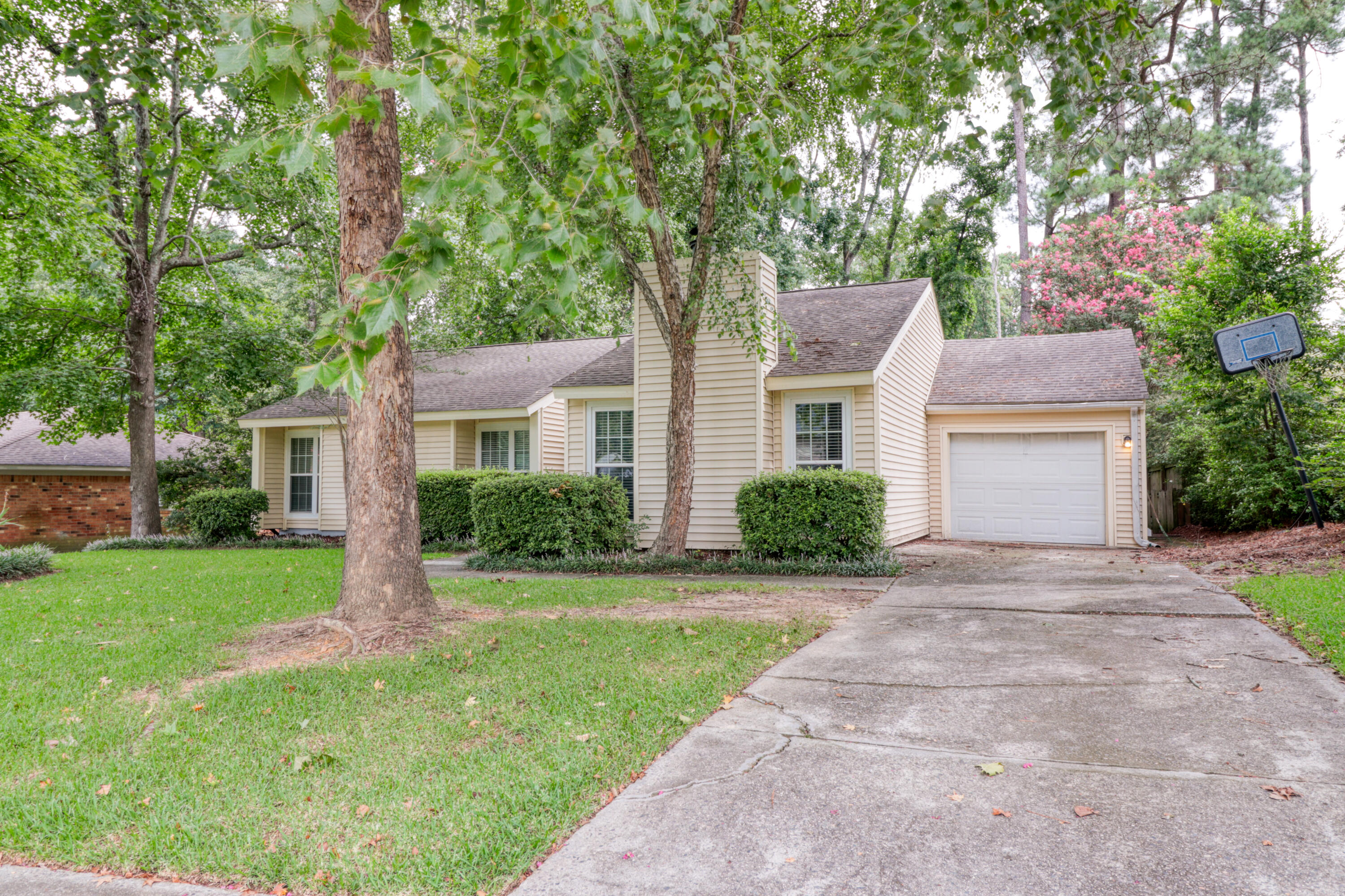 4415 Forrest Drive