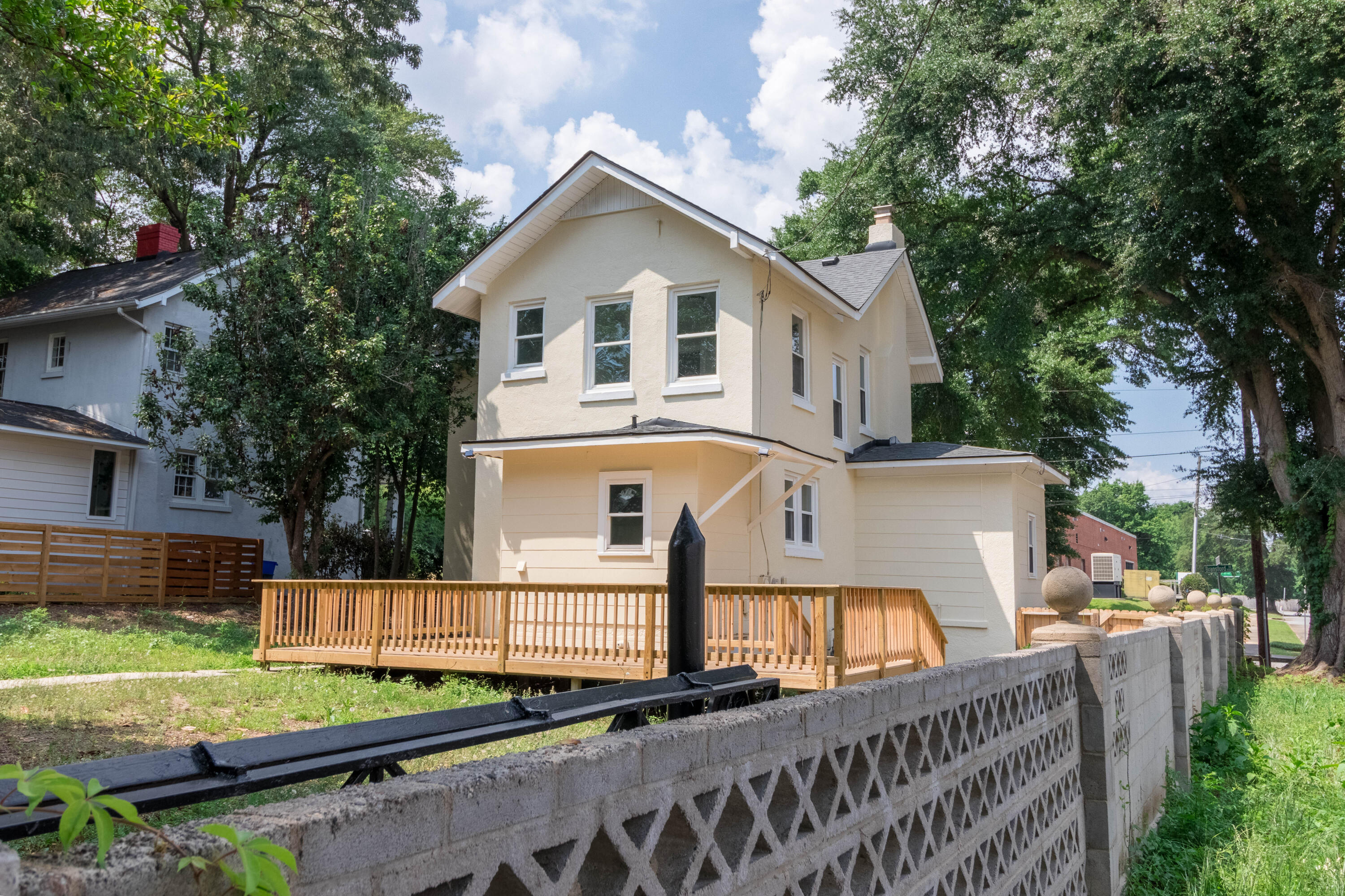 2002 Bransford Avenue