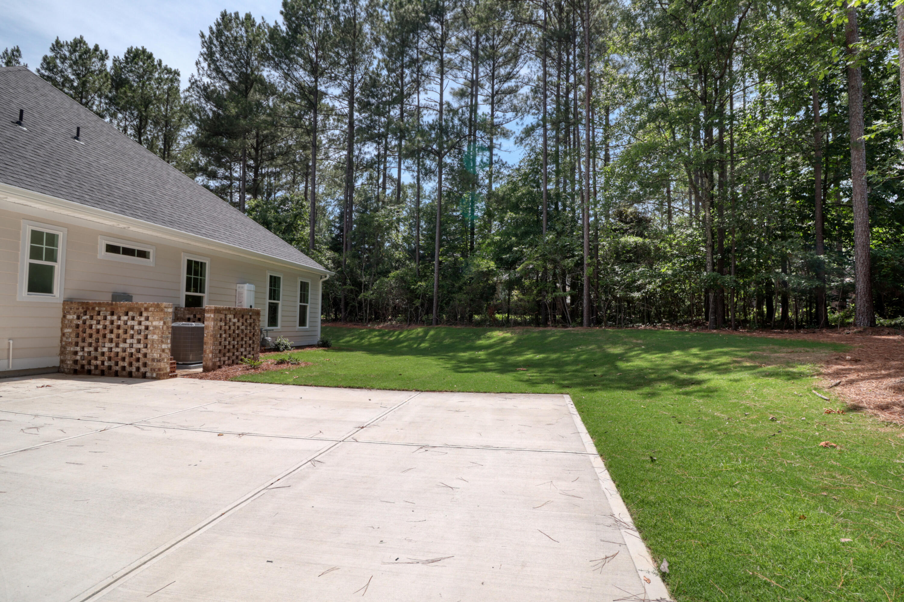 450 Devonshire Drive