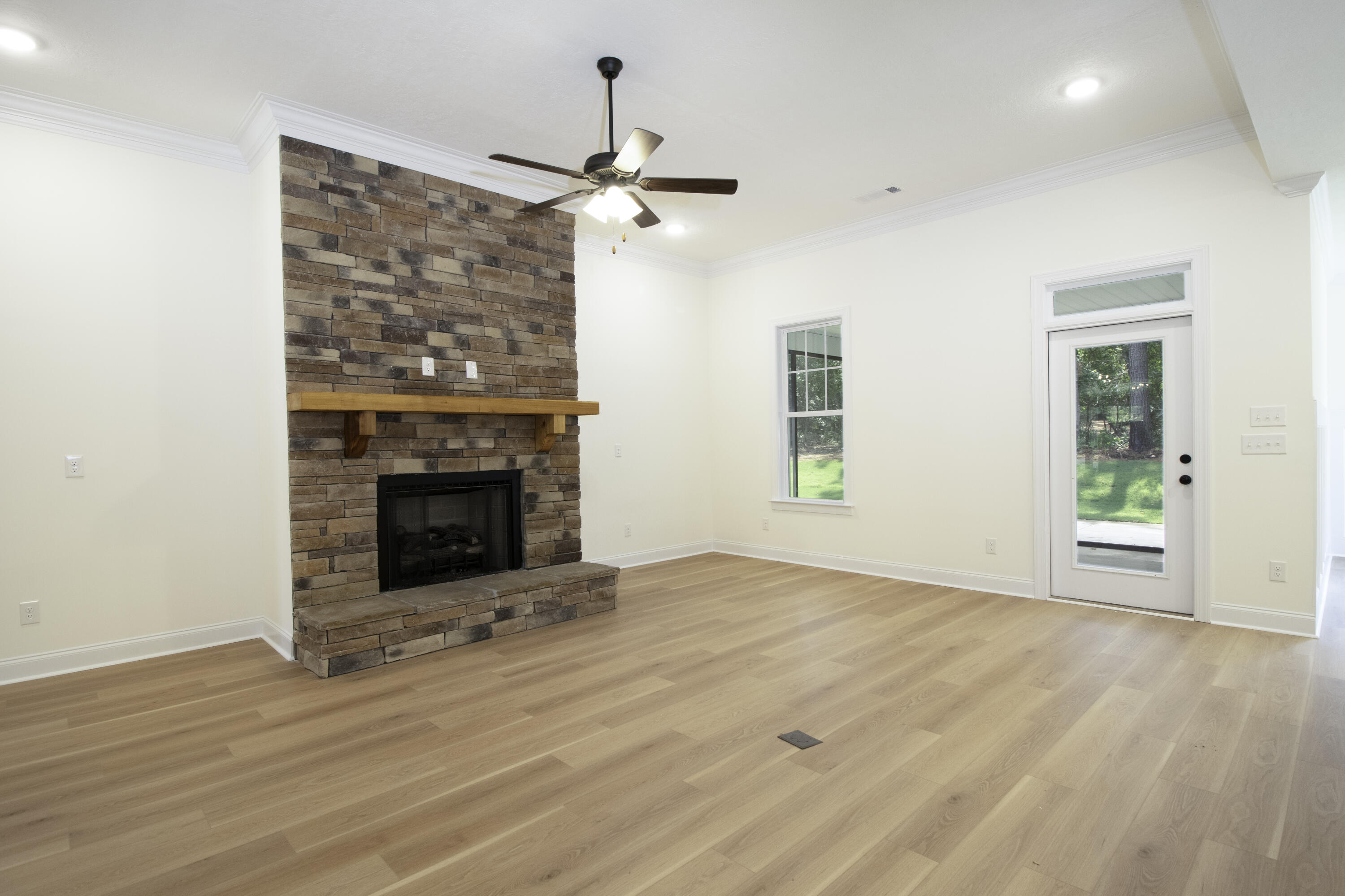450 Devonshire Drive
