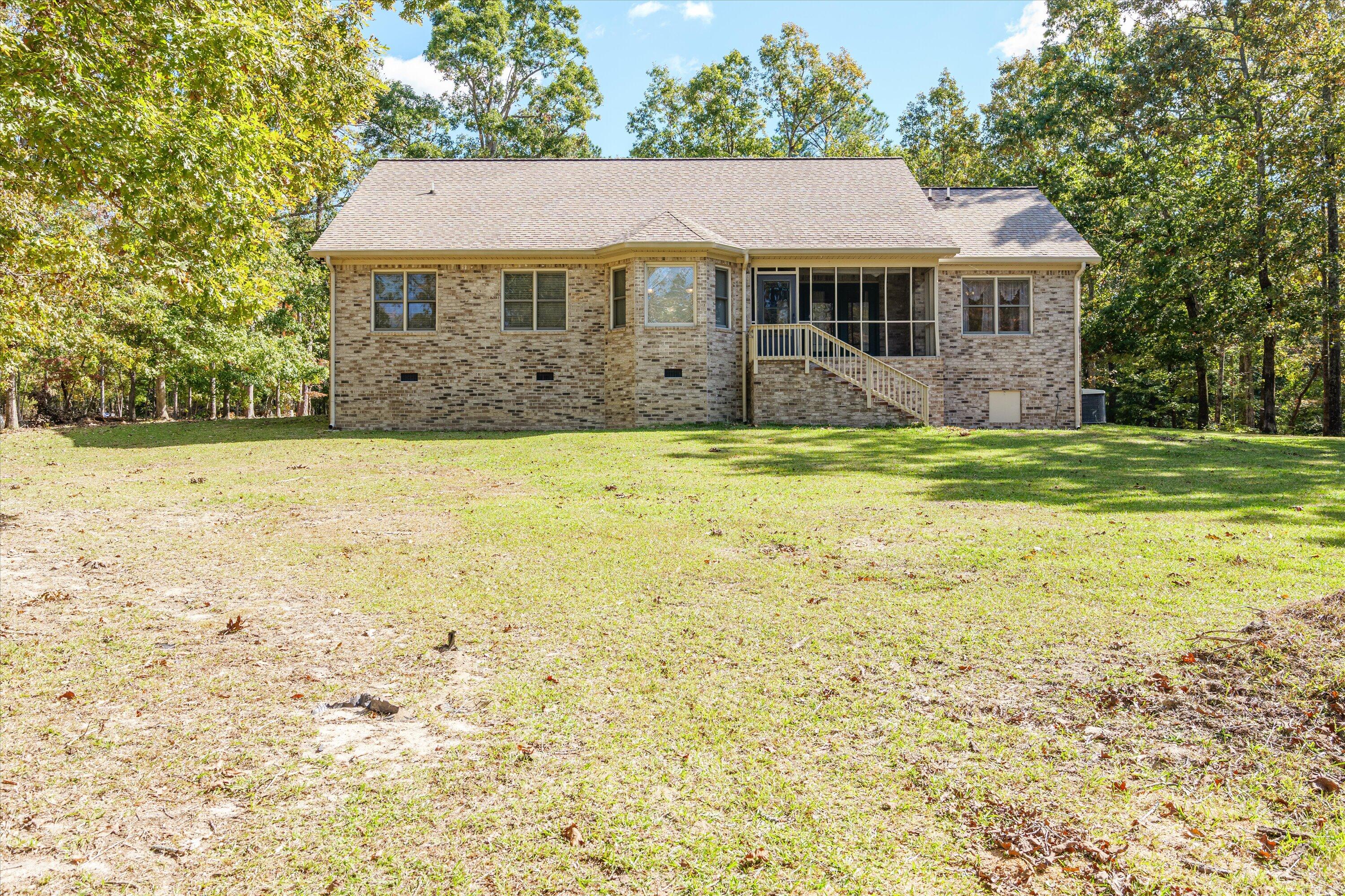 1085 Maple Ct.