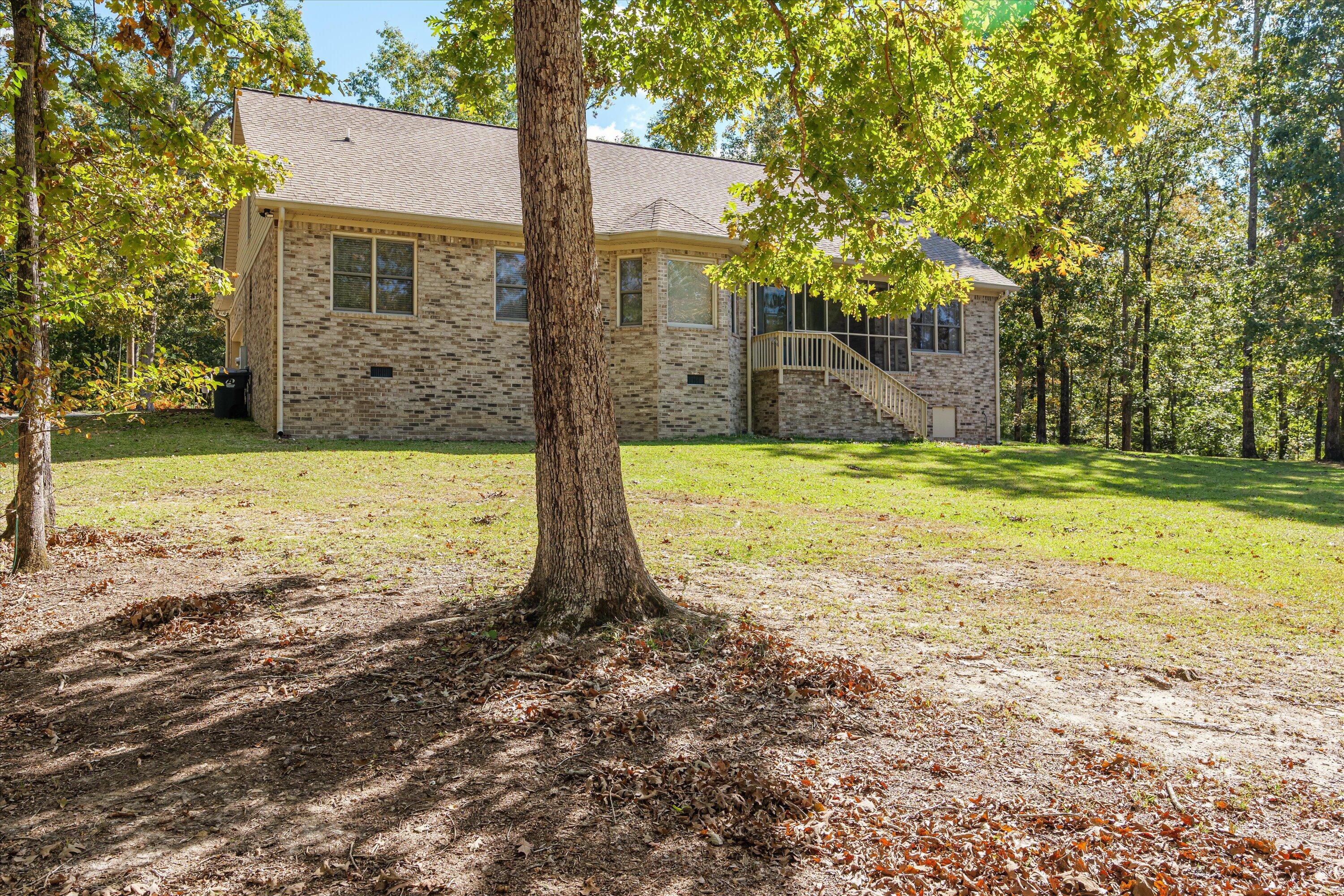 1085 Maple Ct.