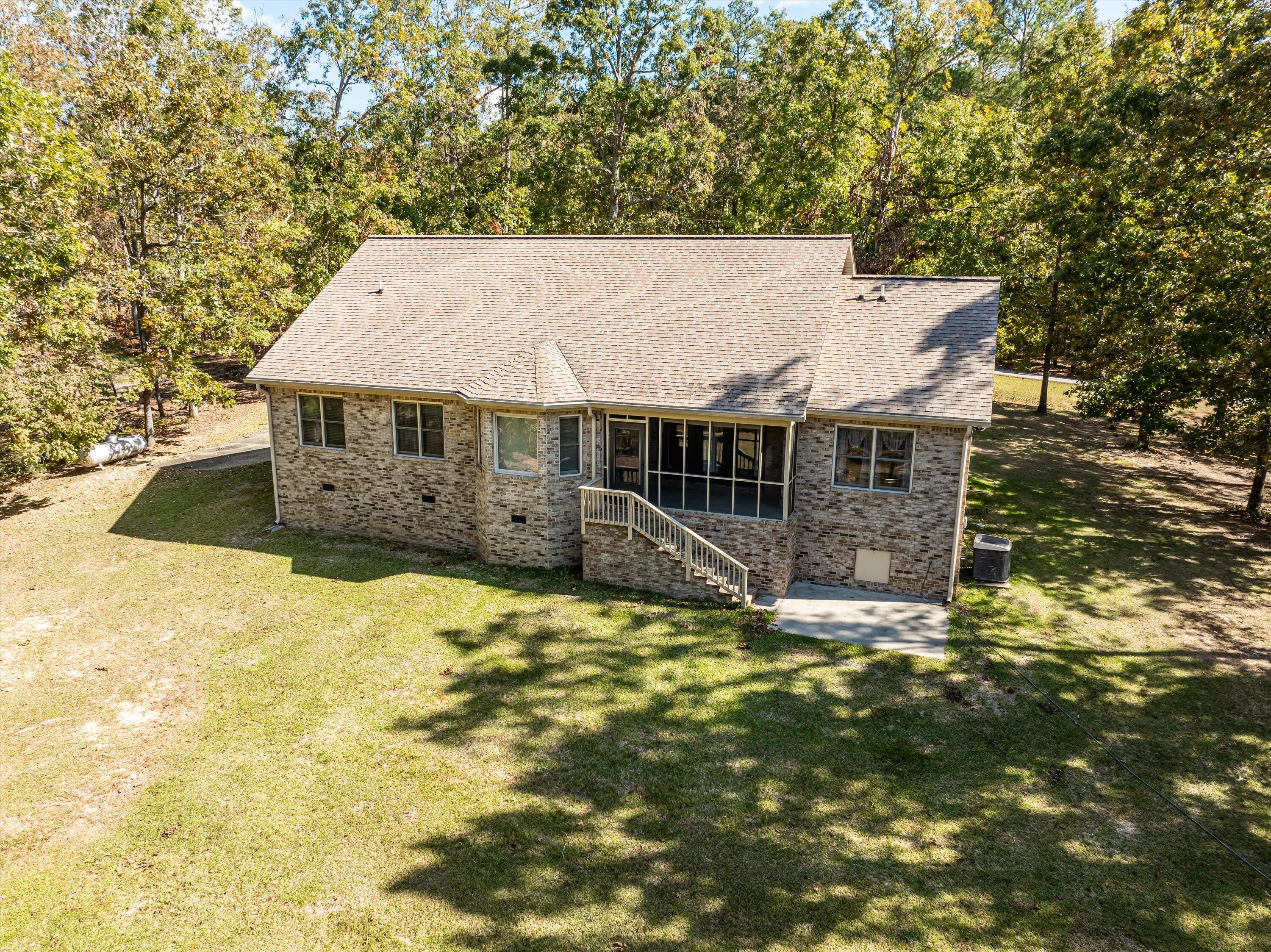 1085 Maple Ct.