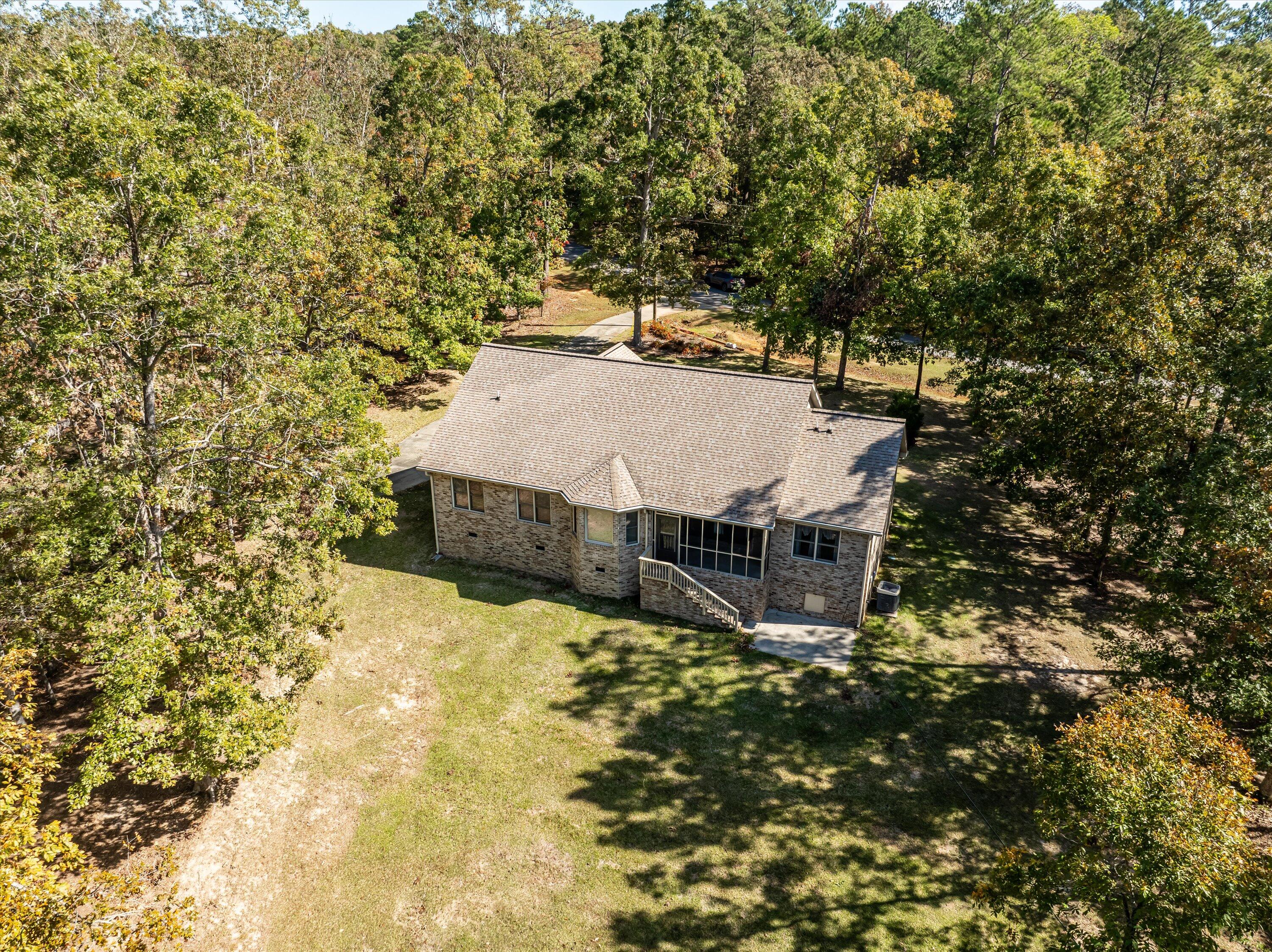 1085 Maple Ct.