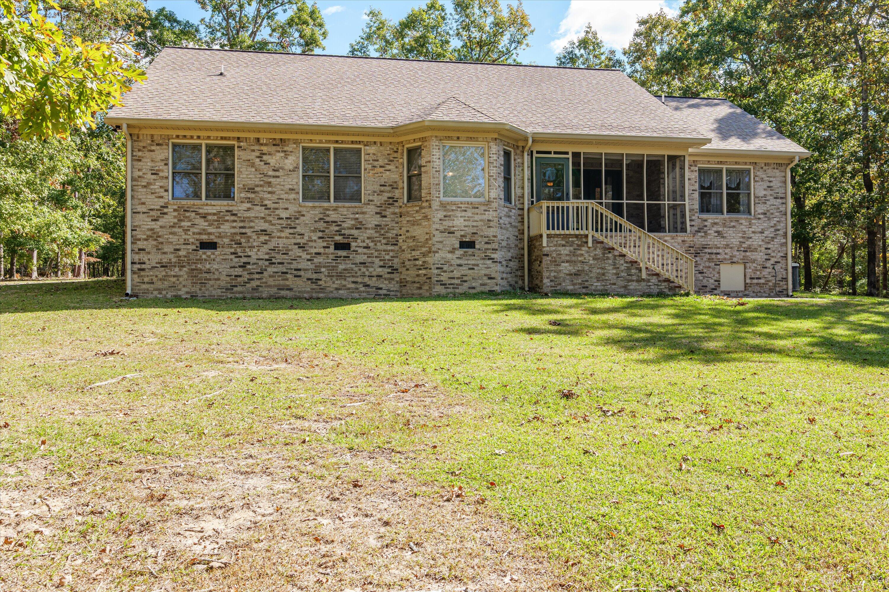 1085 Maple Ct.