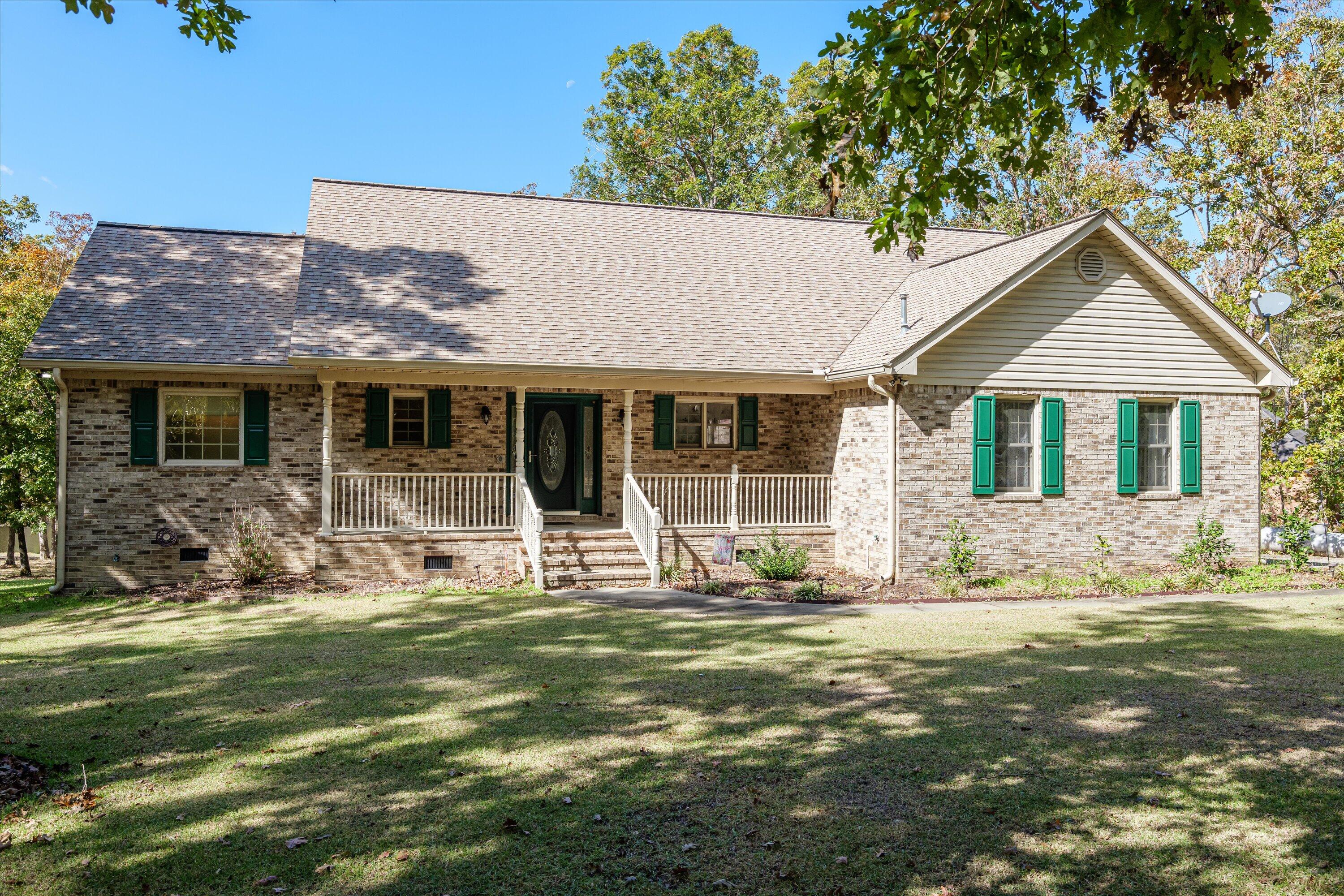 1085 Maple Ct.