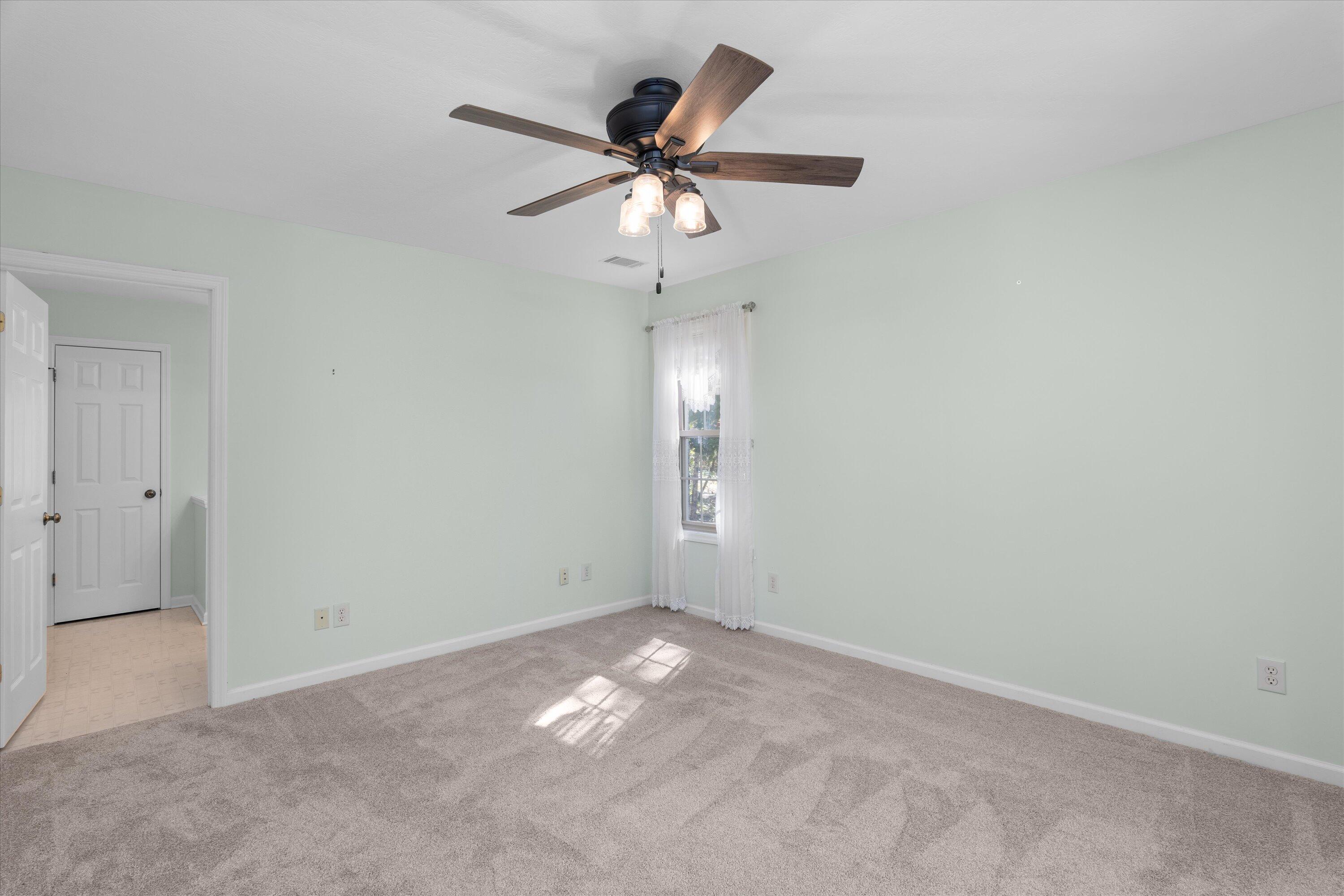 1085 Maple Ct.