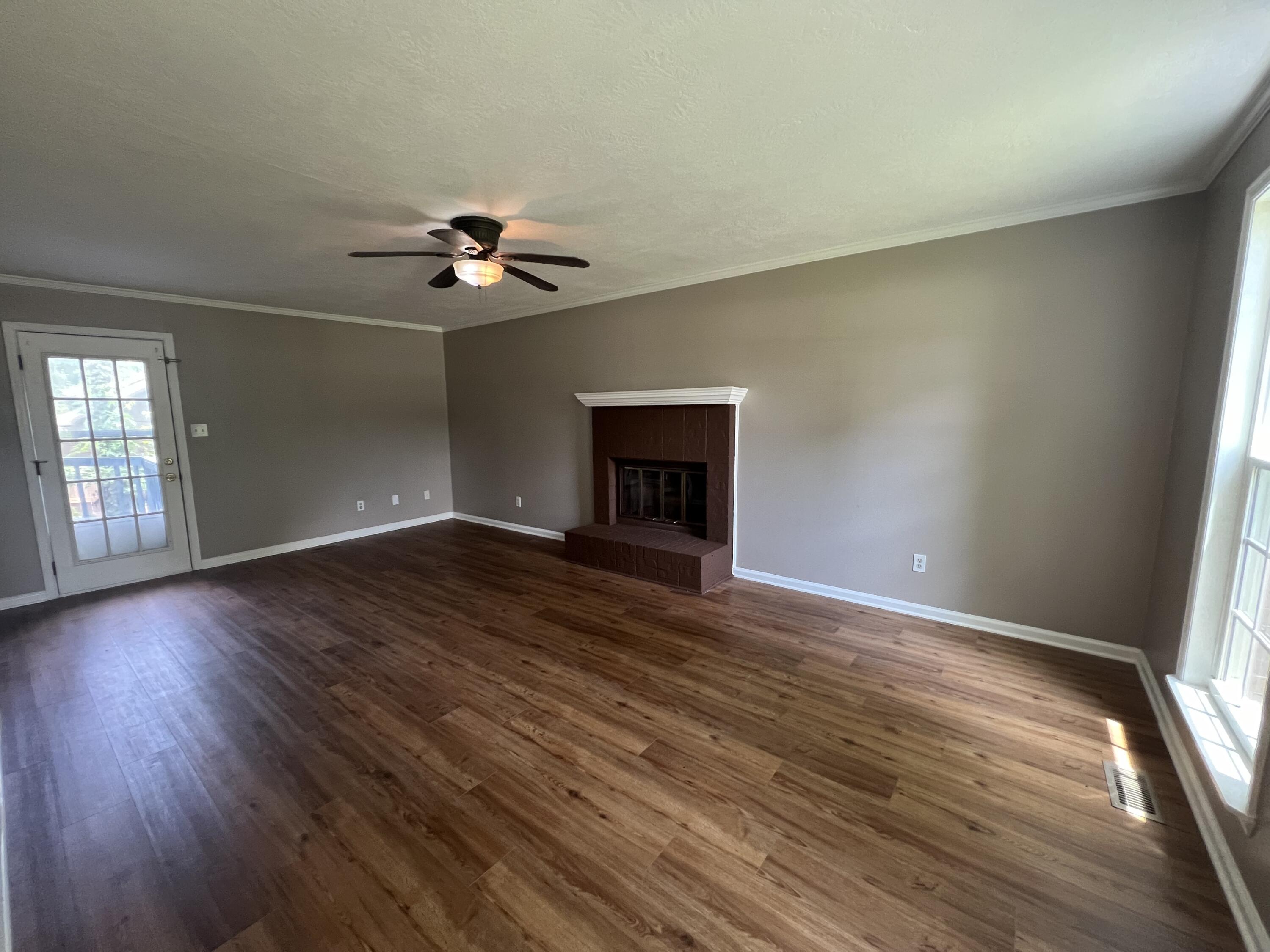 901 Hunting Horn Way