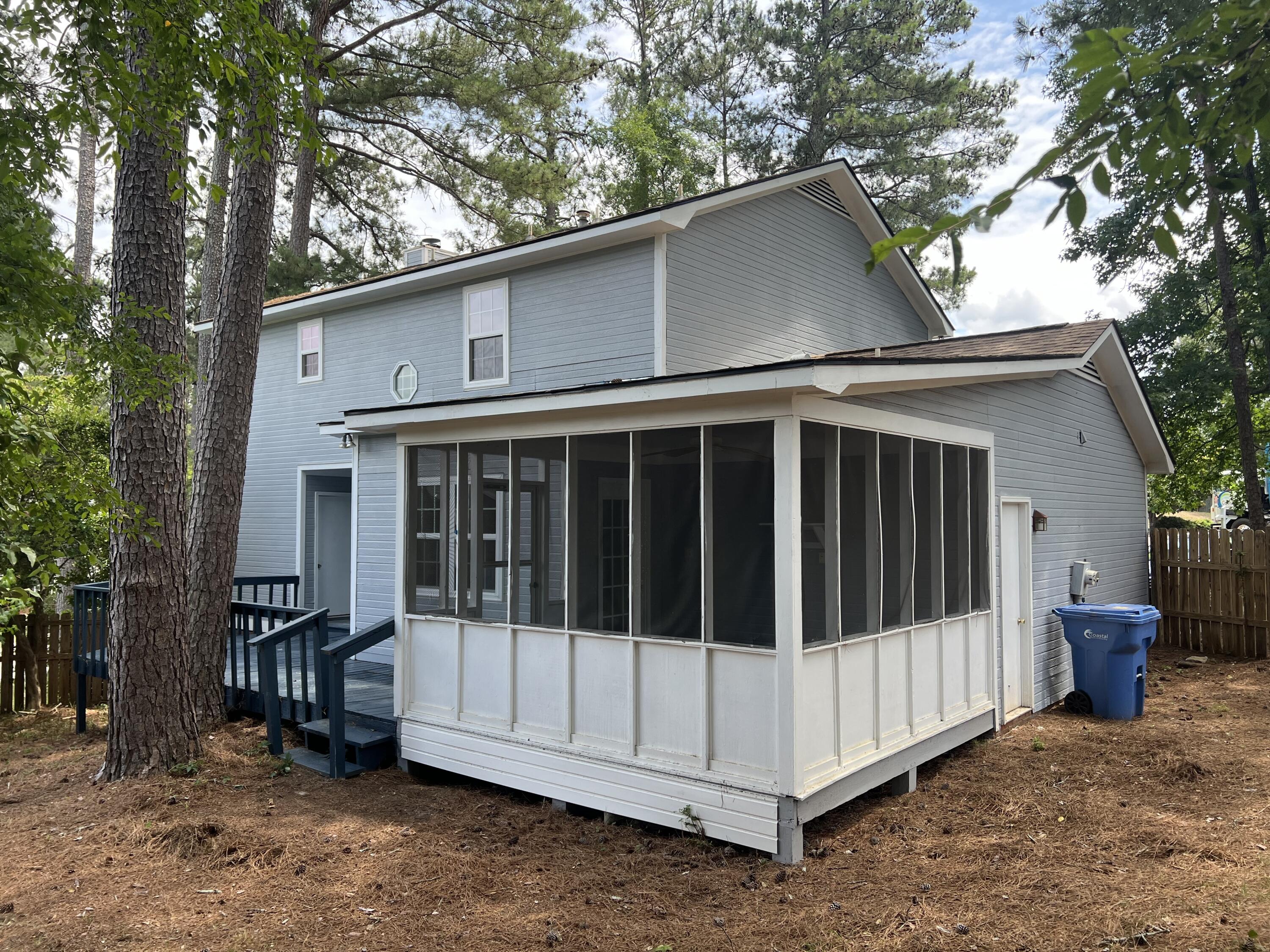 901 Hunting Horn Way