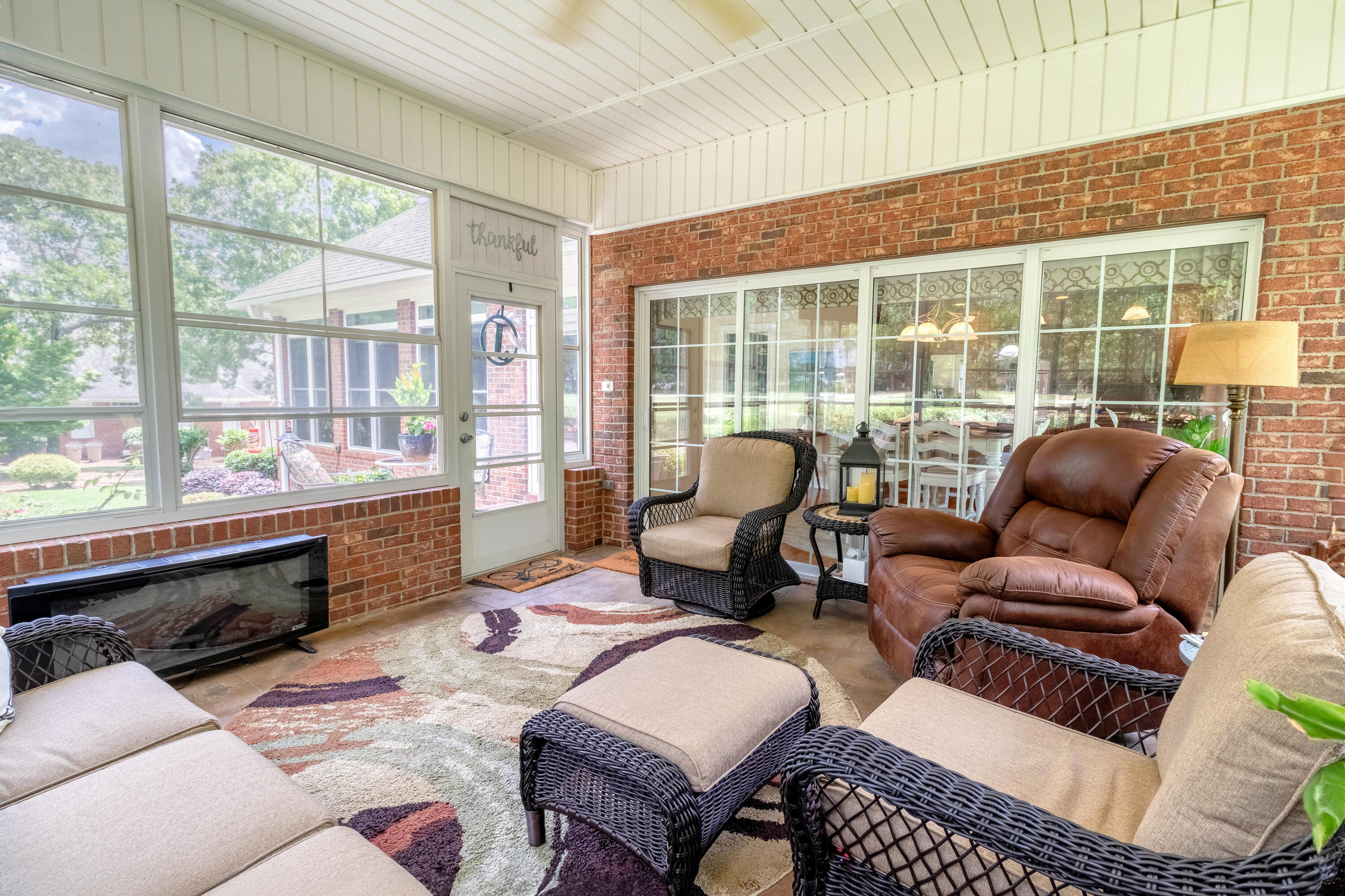 5428 Belle Mead Drive