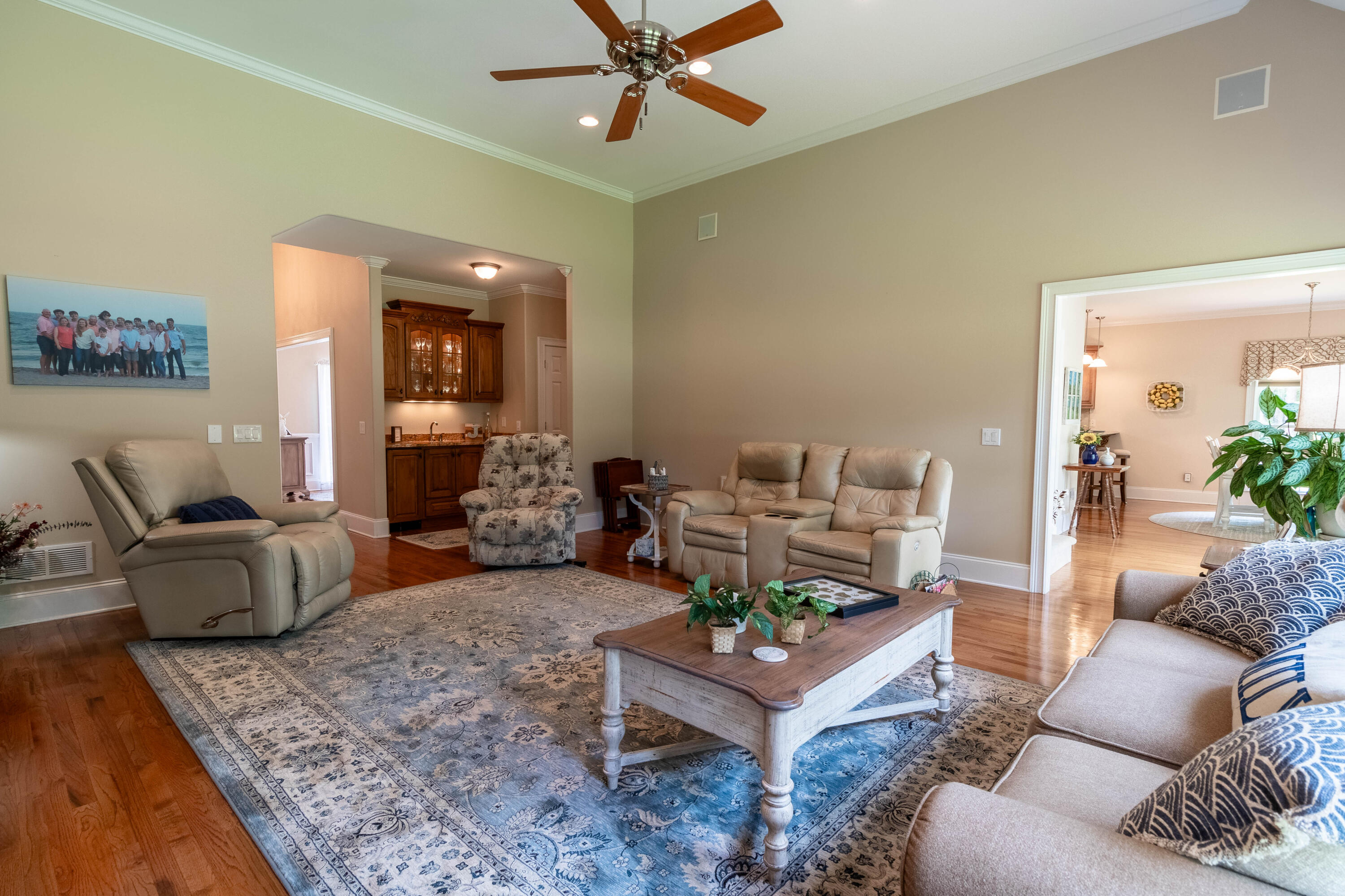 5428 Belle Mead Drive