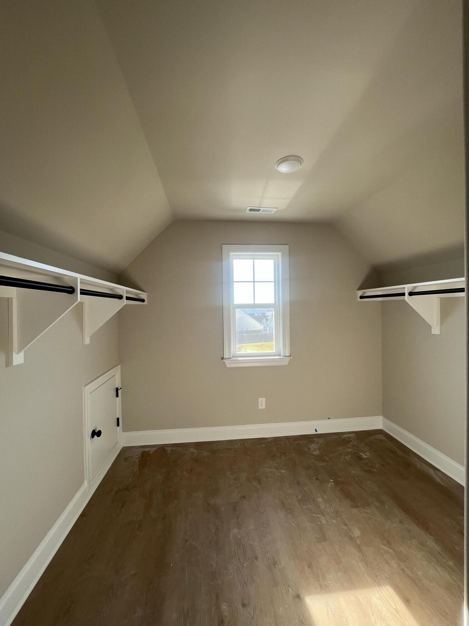 1237 Honey Lane