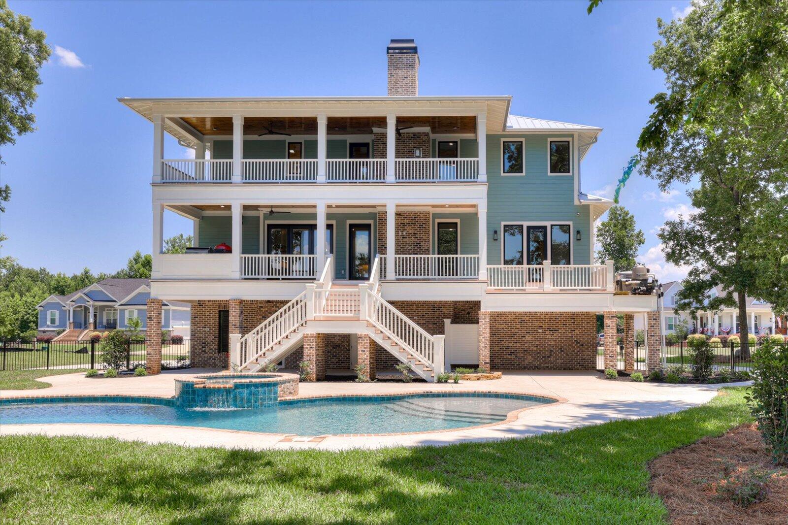 674 Rivernorth Drive