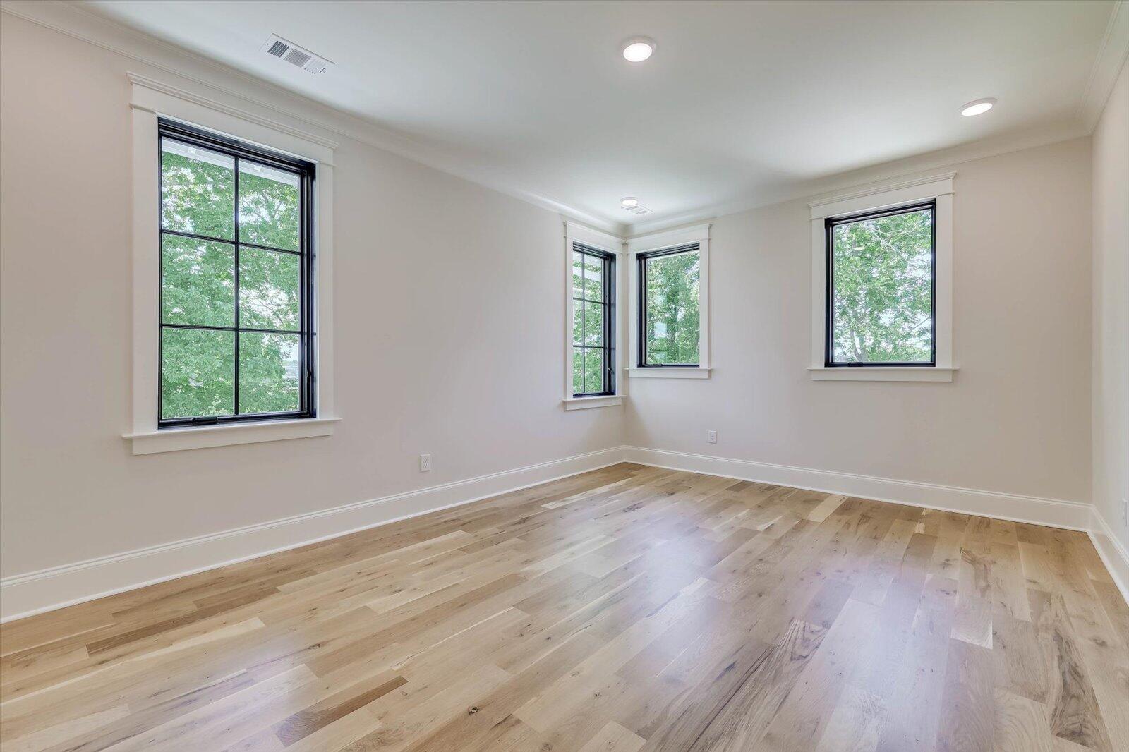 674 Rivernorth Drive