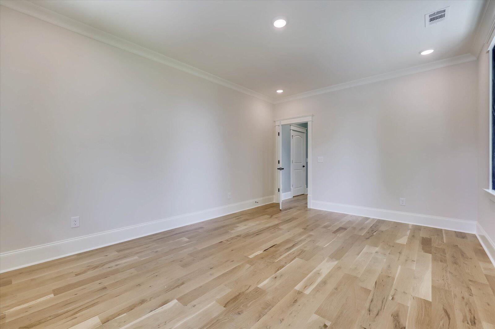 674 Rivernorth Drive