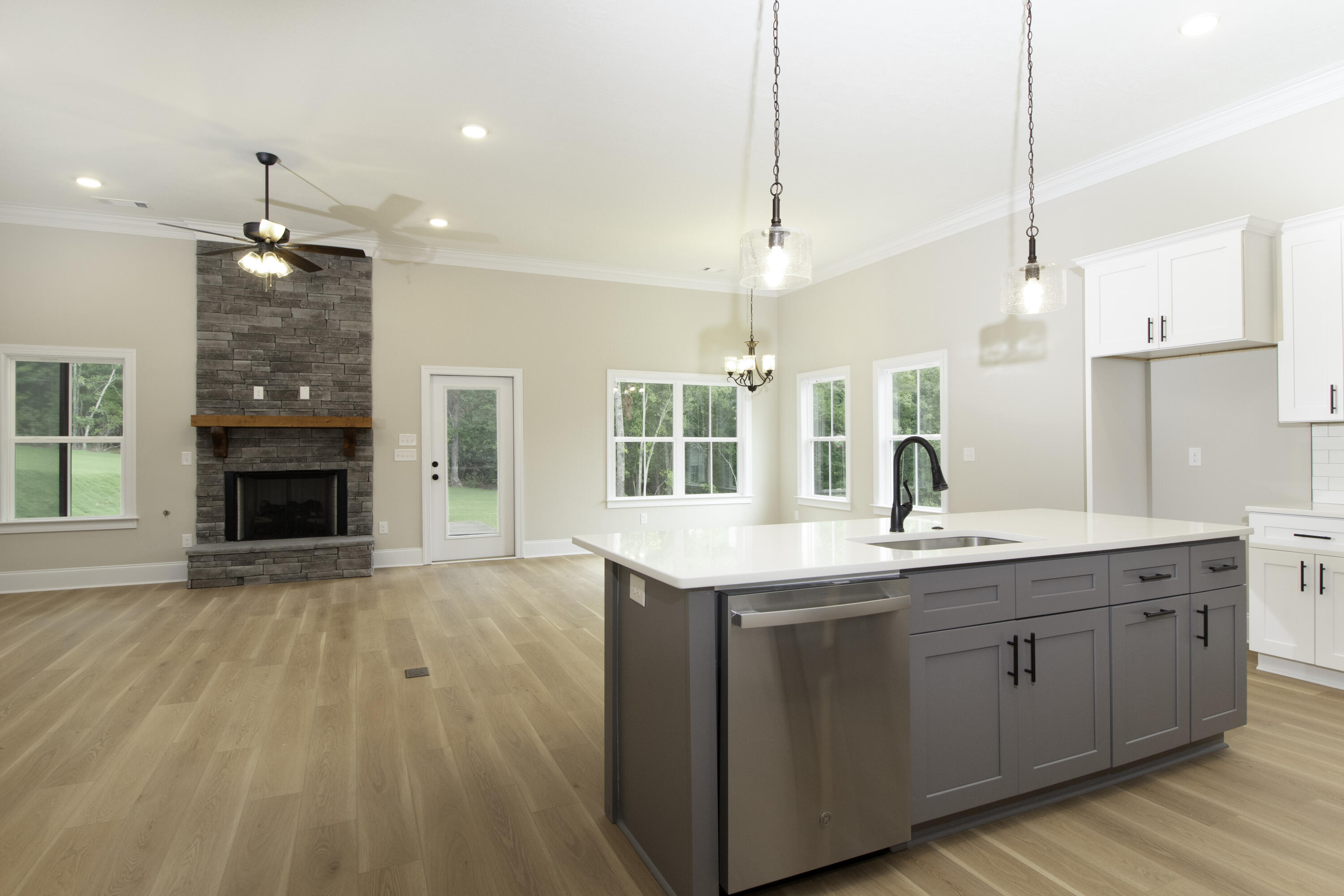 307 Whithorn Court