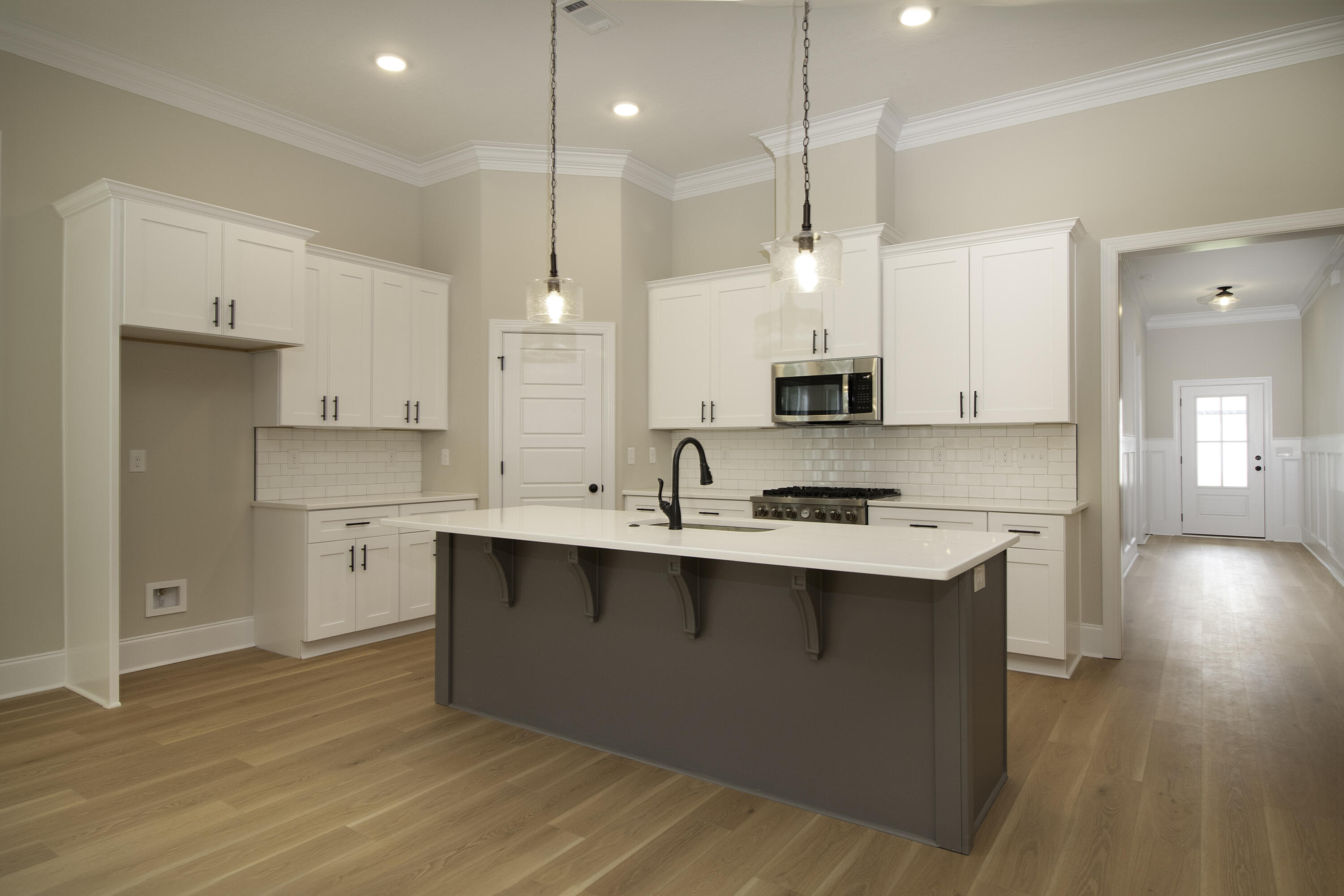 307 Whithorn Court
