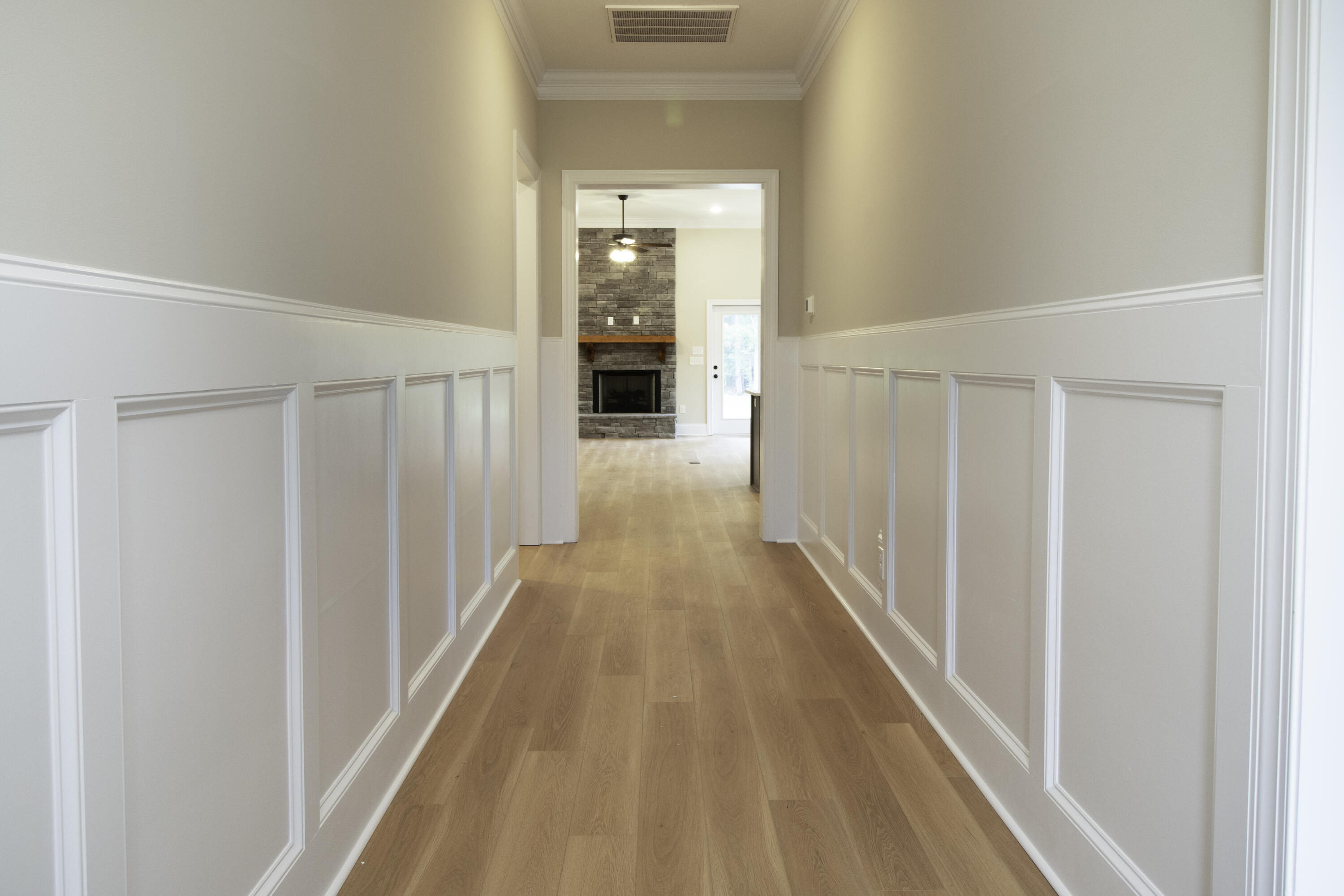 307 Whithorn Court