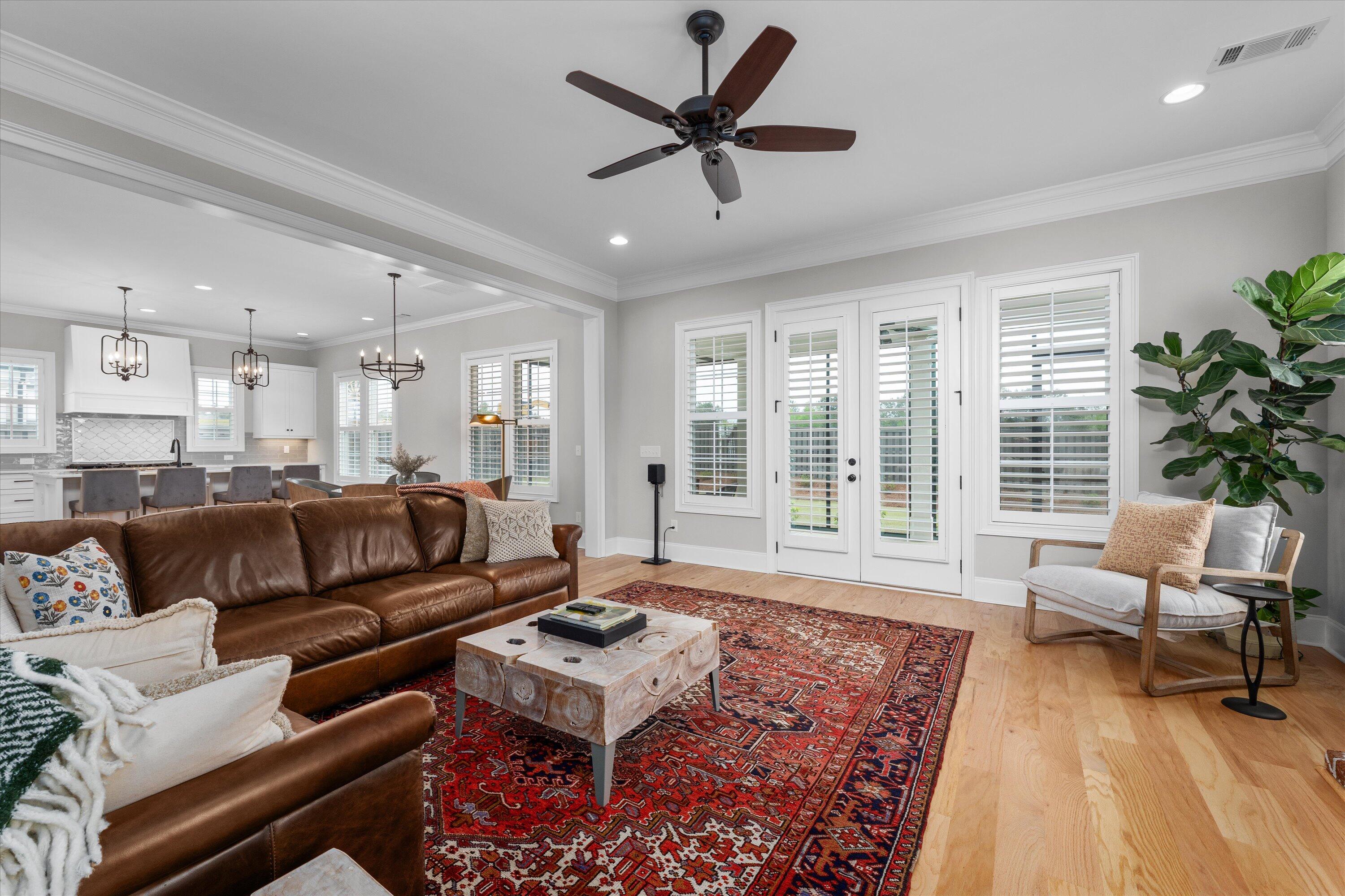 3045 Rosewood Drive