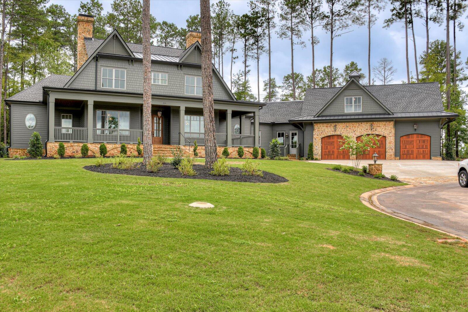 805 Audubon Way