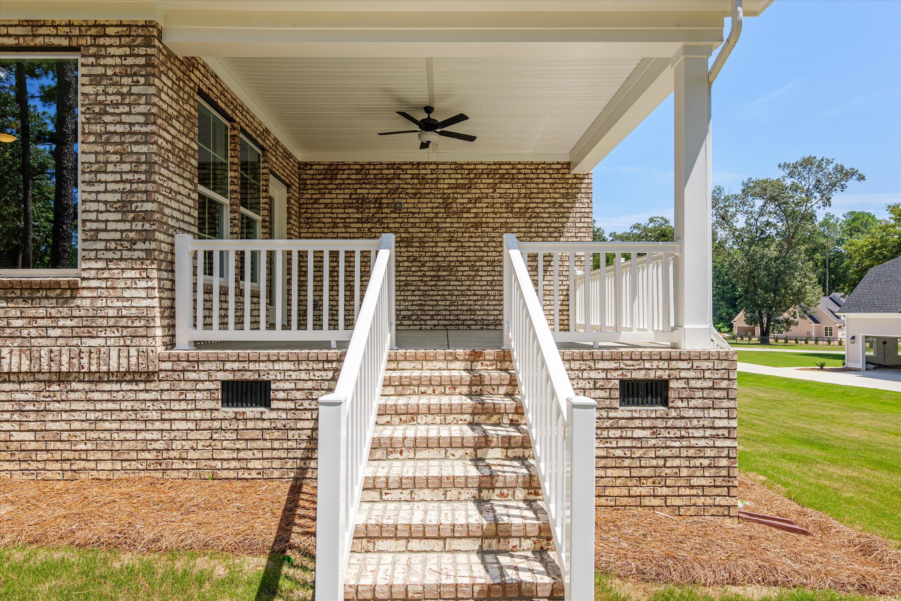 1121 Birdie Place