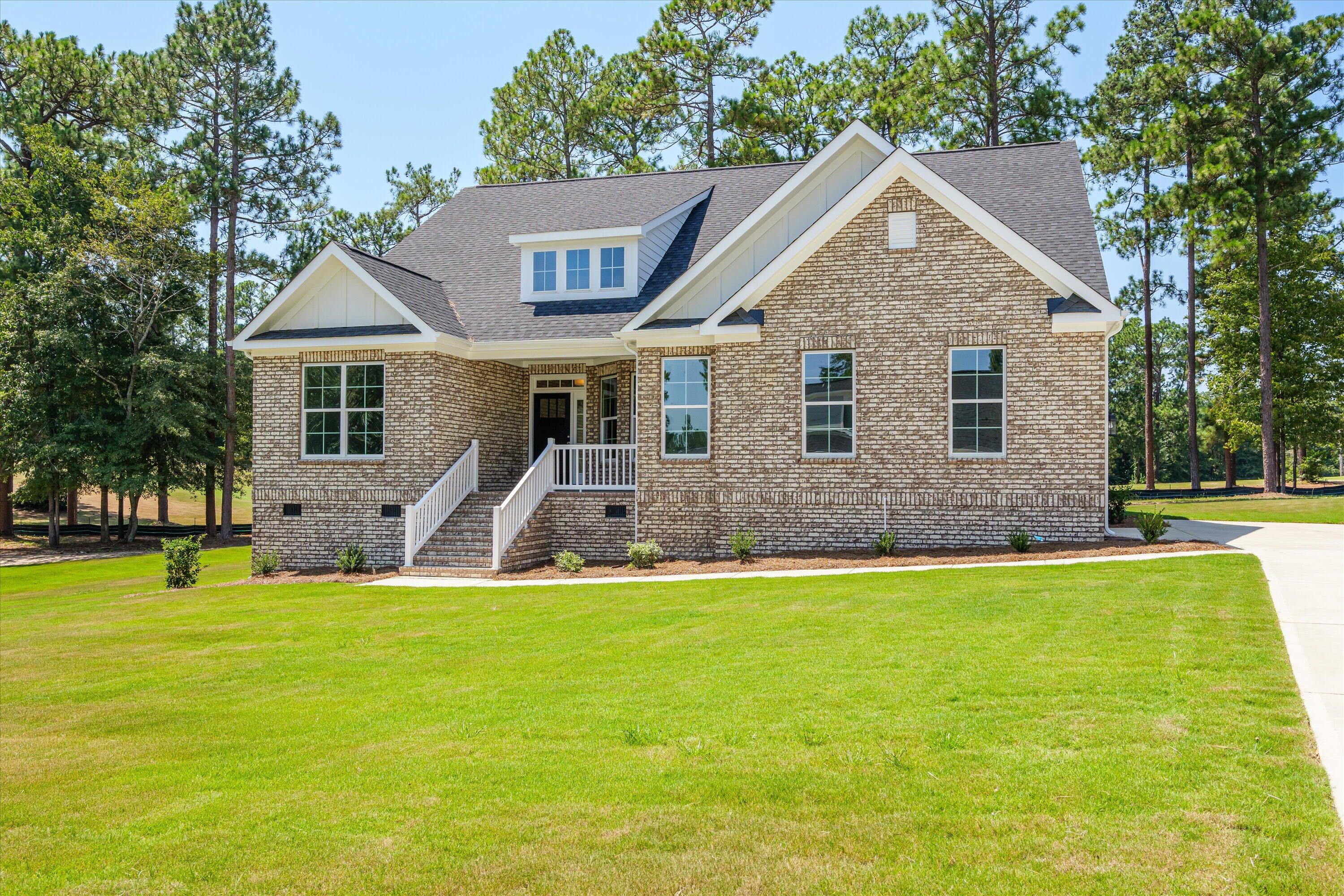 1121 Birdie Place