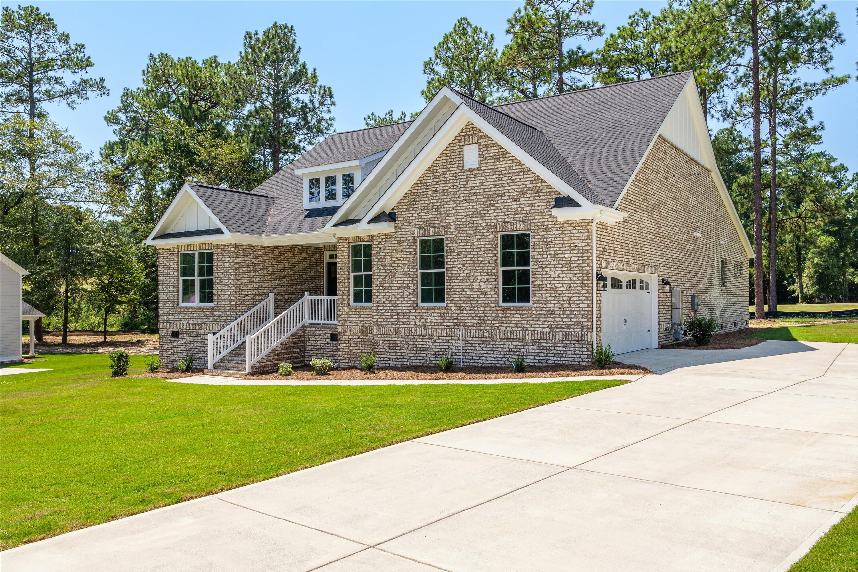 1121 Birdie Place