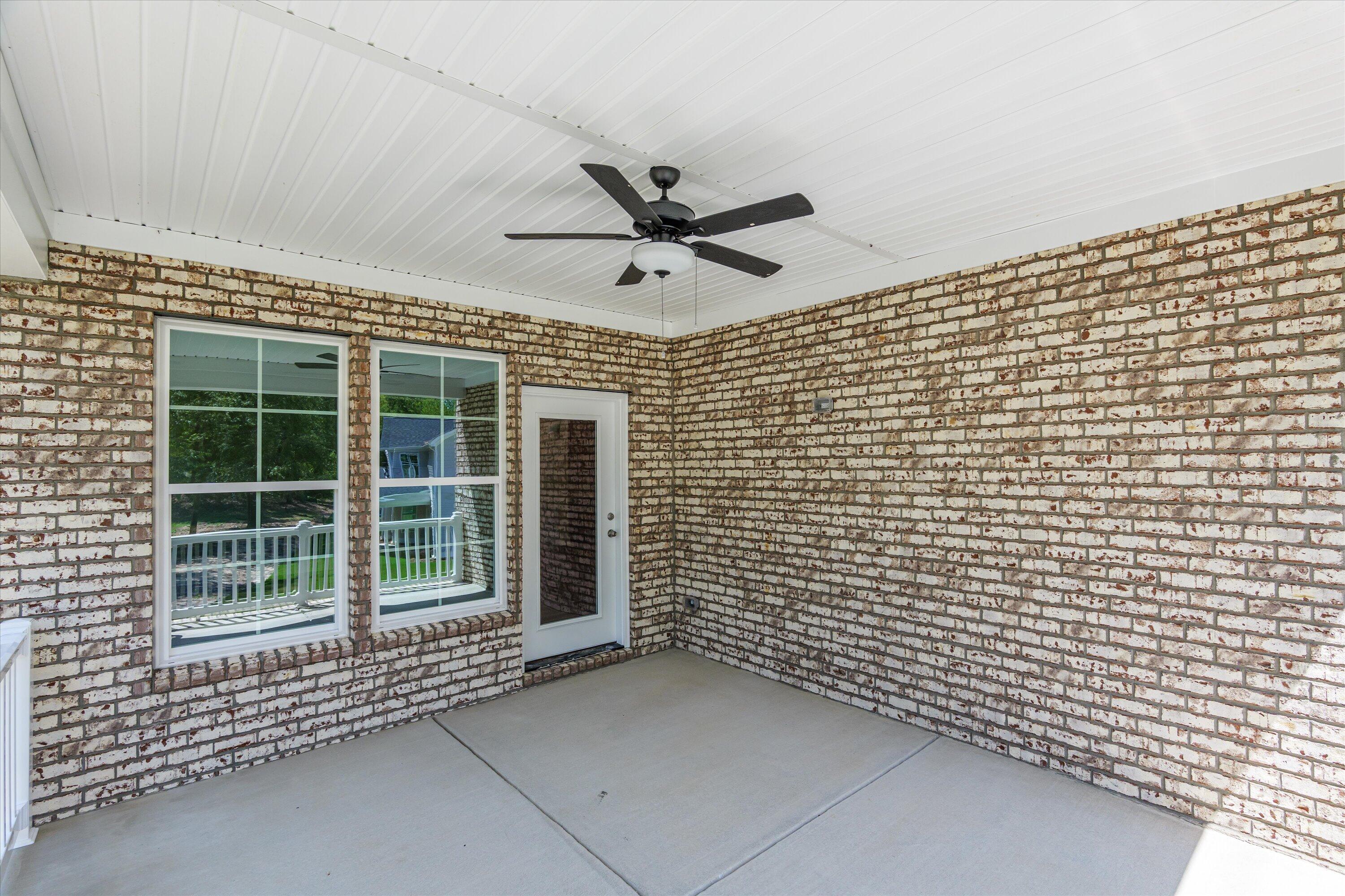 1121 Birdie Place