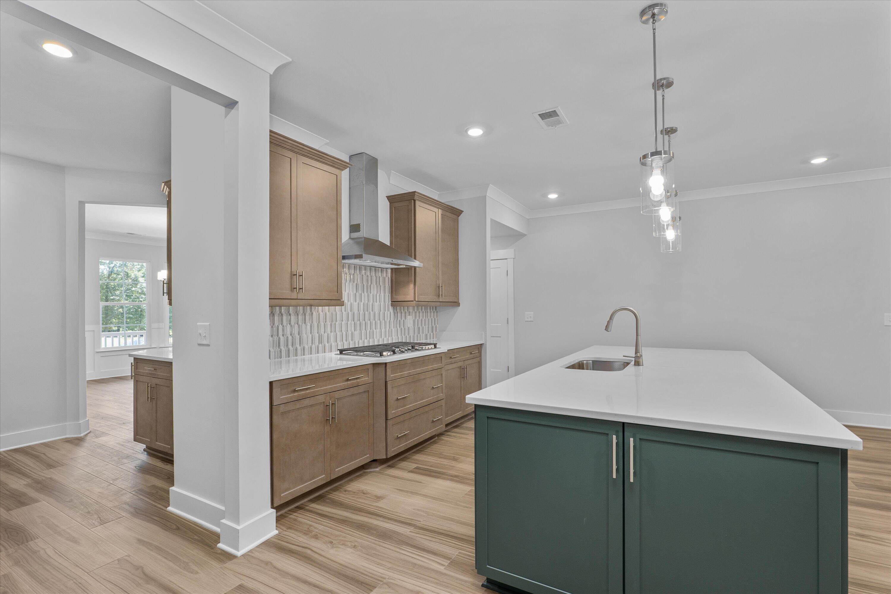 1121 Birdie Place