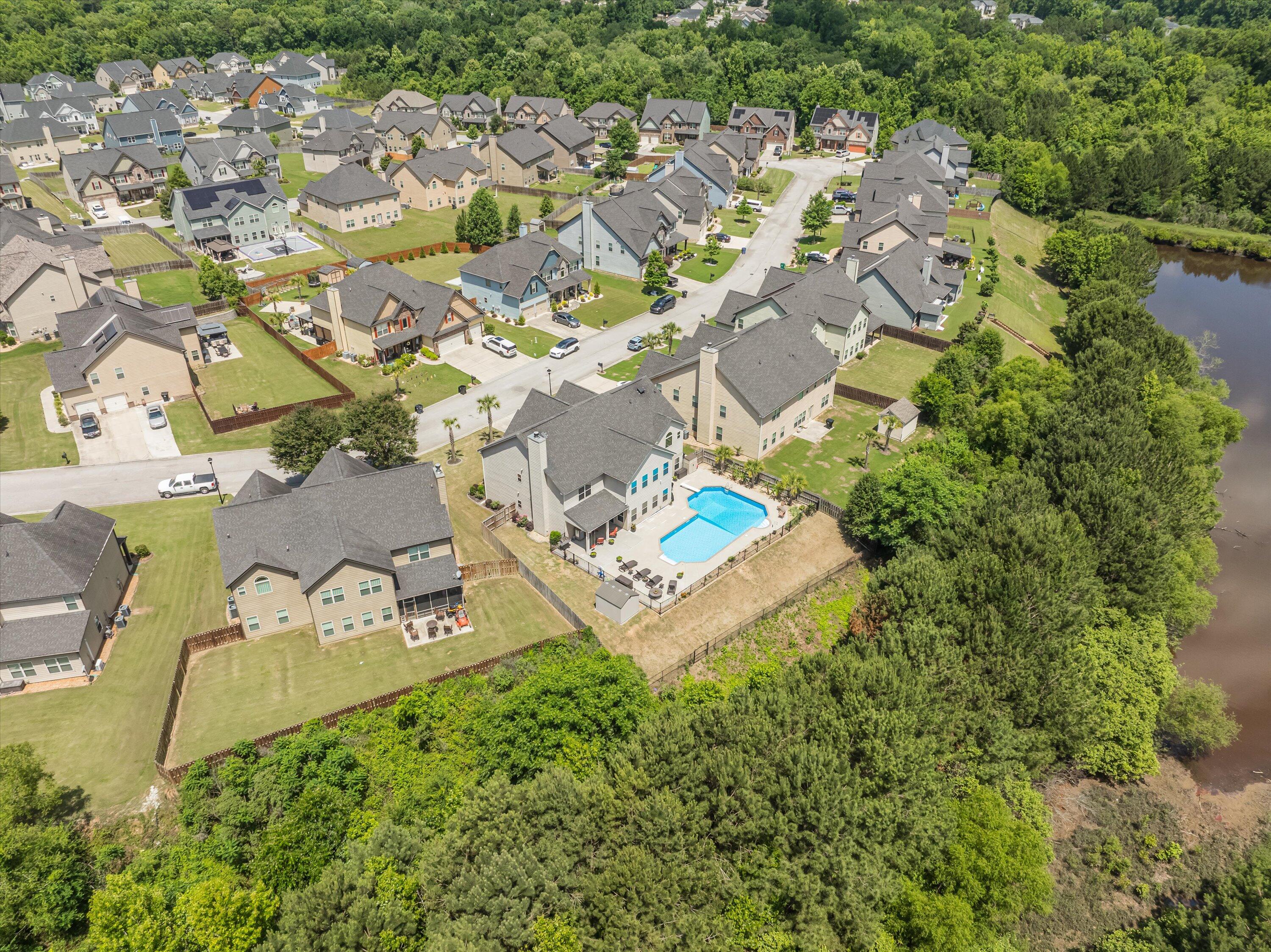 109 Broadleaf Trail