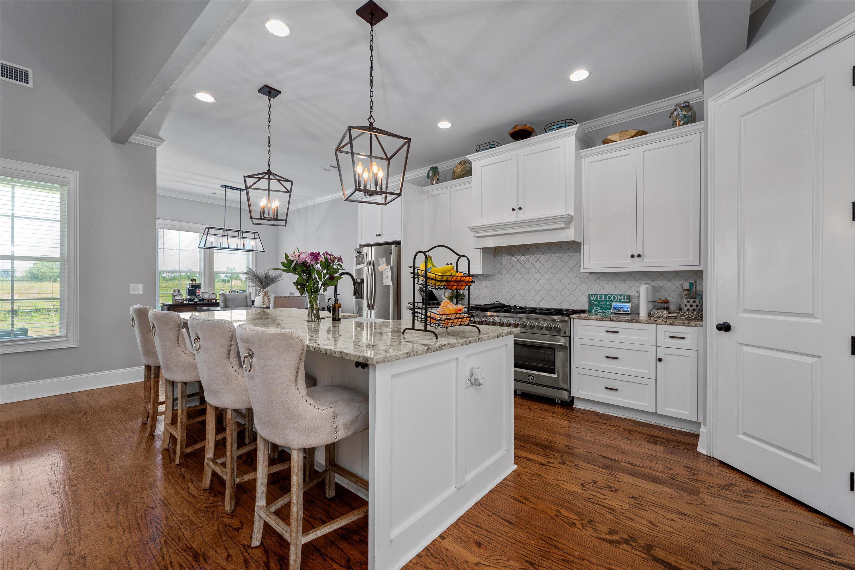 1240 Honey Lane