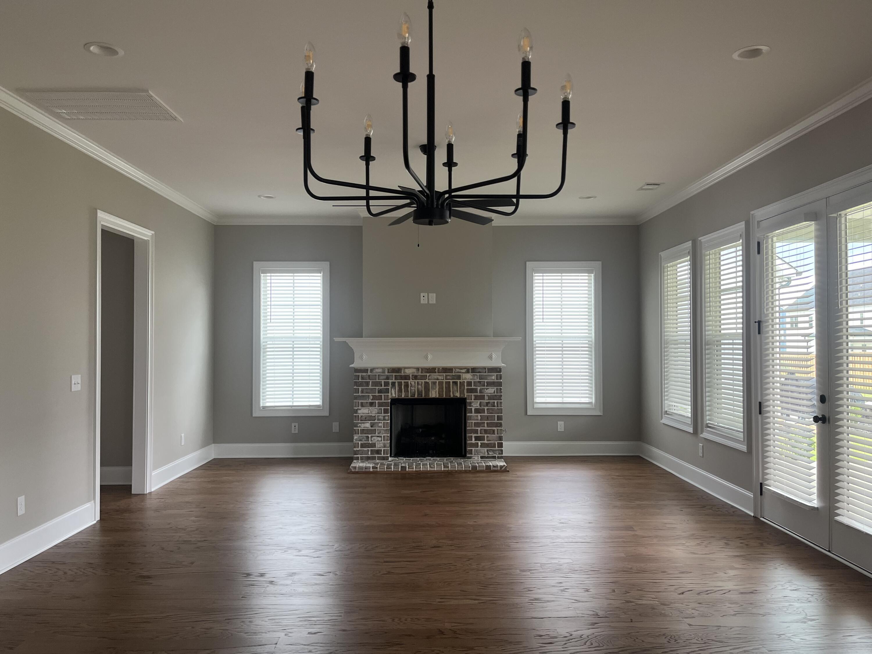 2990 Rosewood Drive