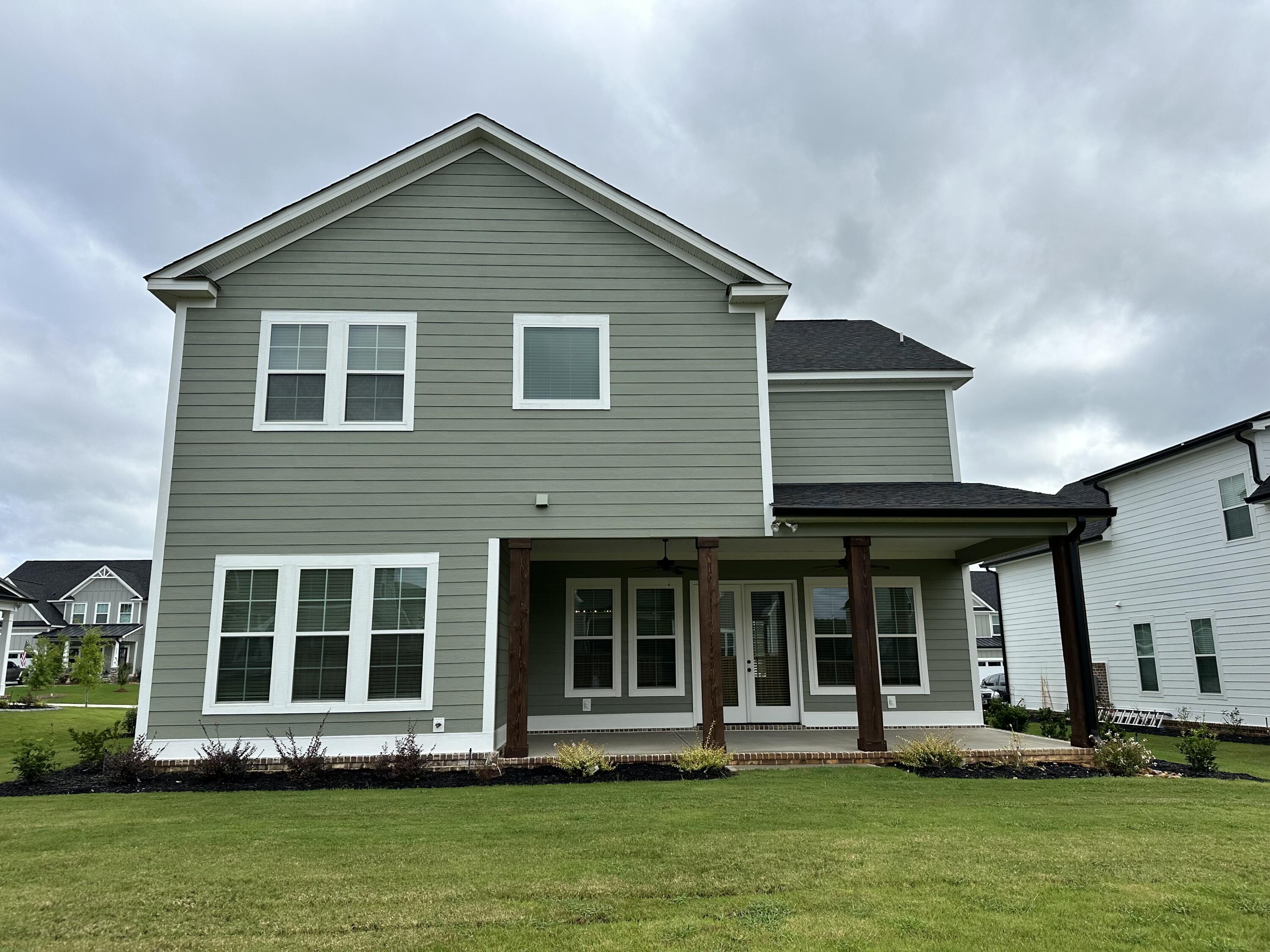 2990 Rosewood Drive