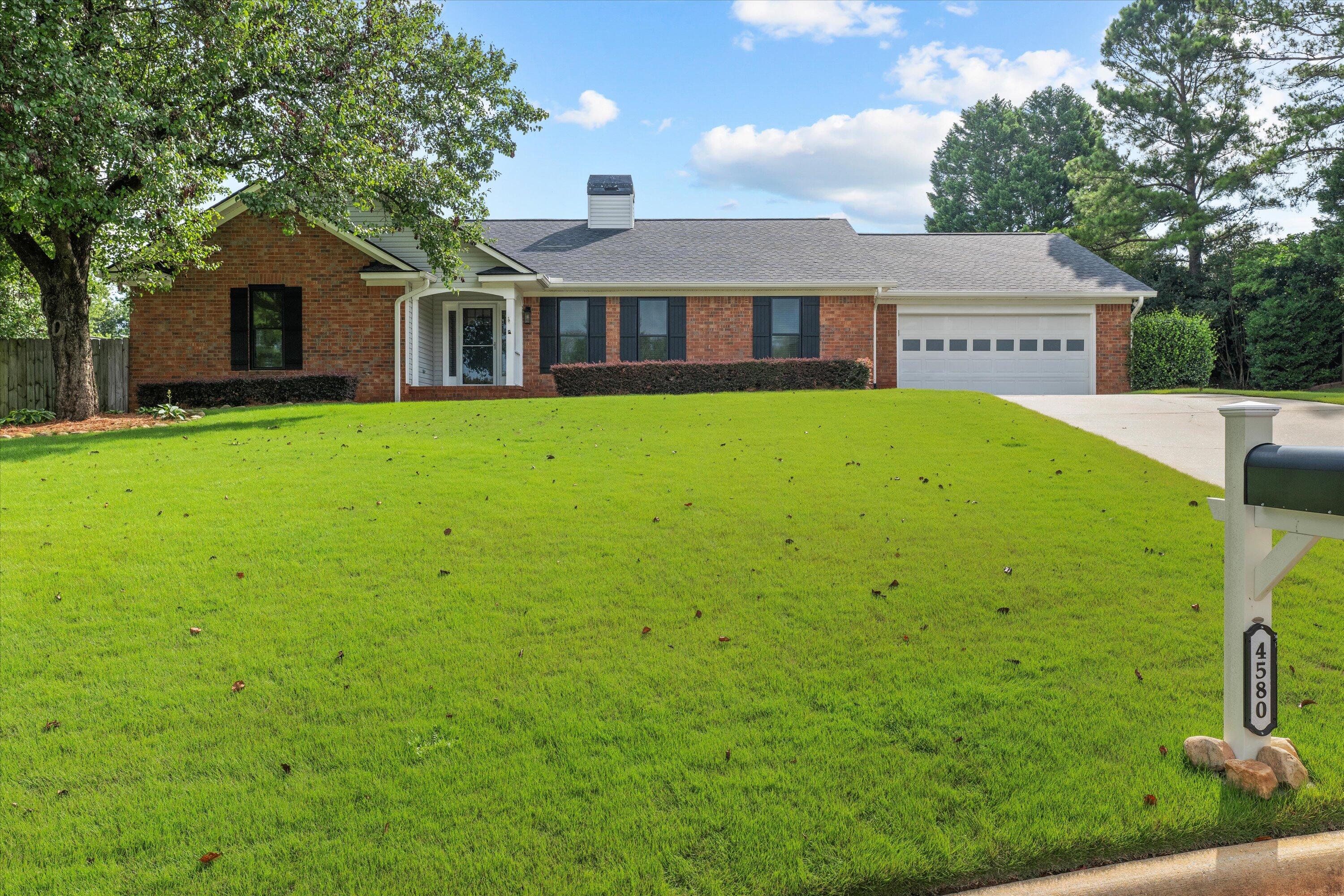 4580 Oxford Court