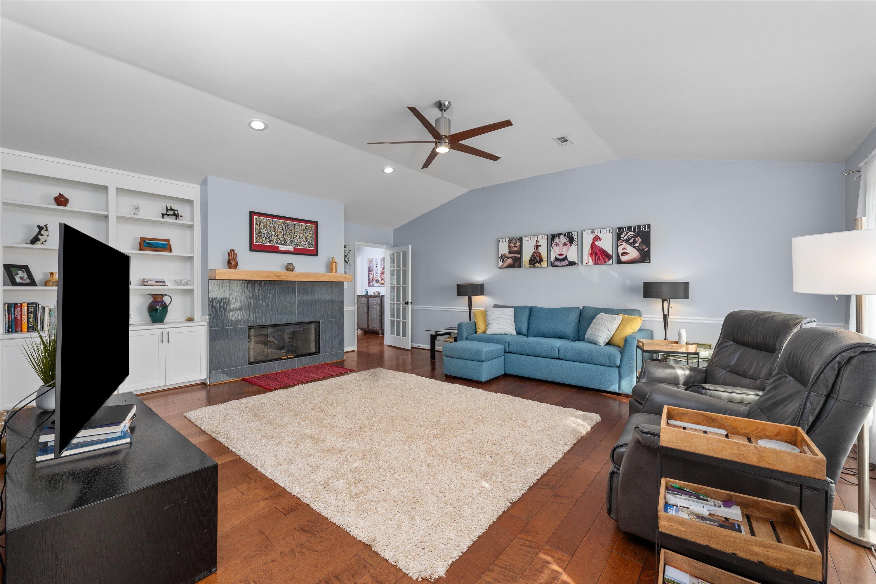 4580 Oxford Court