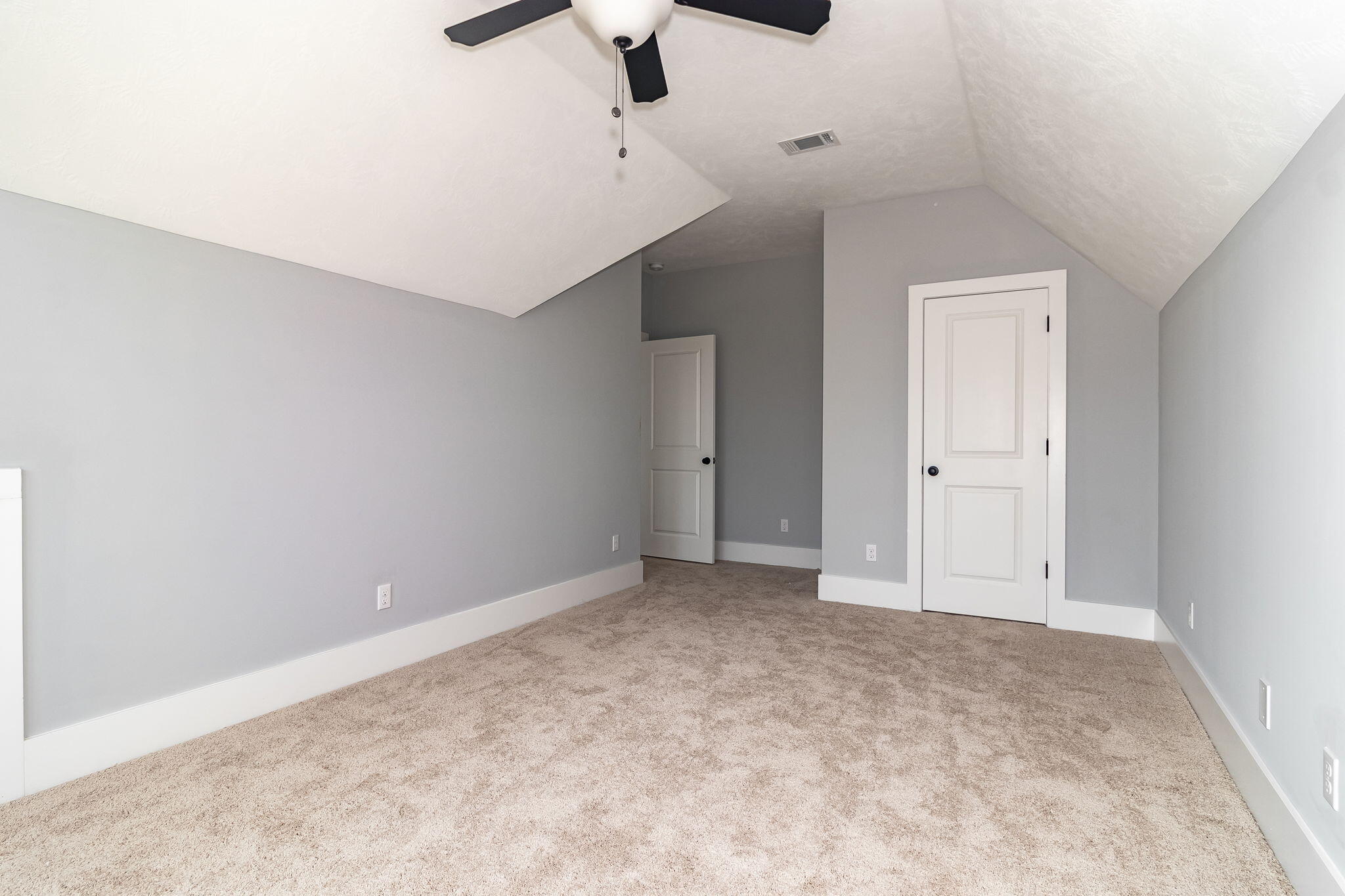 3044 Rosewood Drive