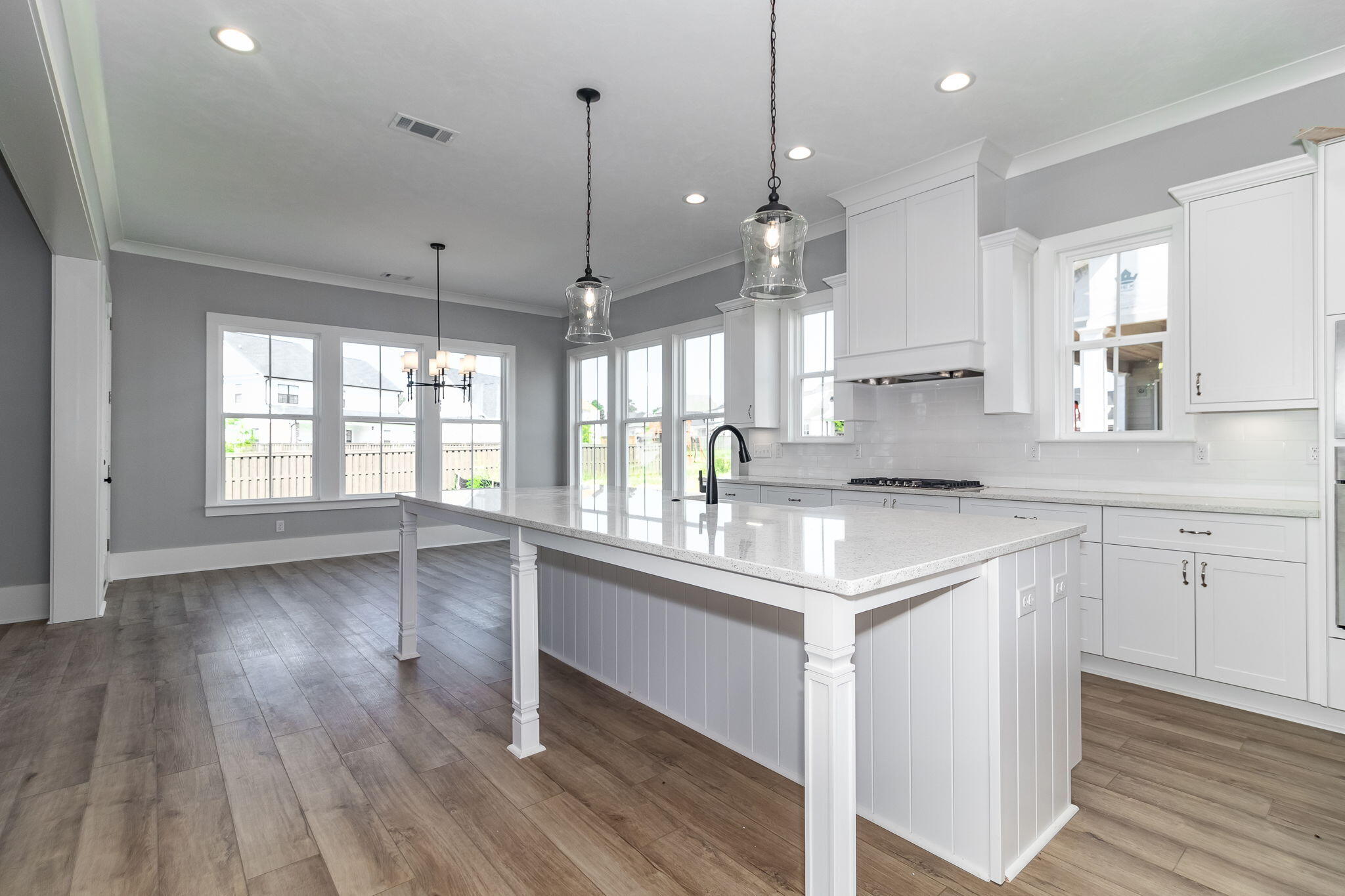 3044 Rosewood Drive