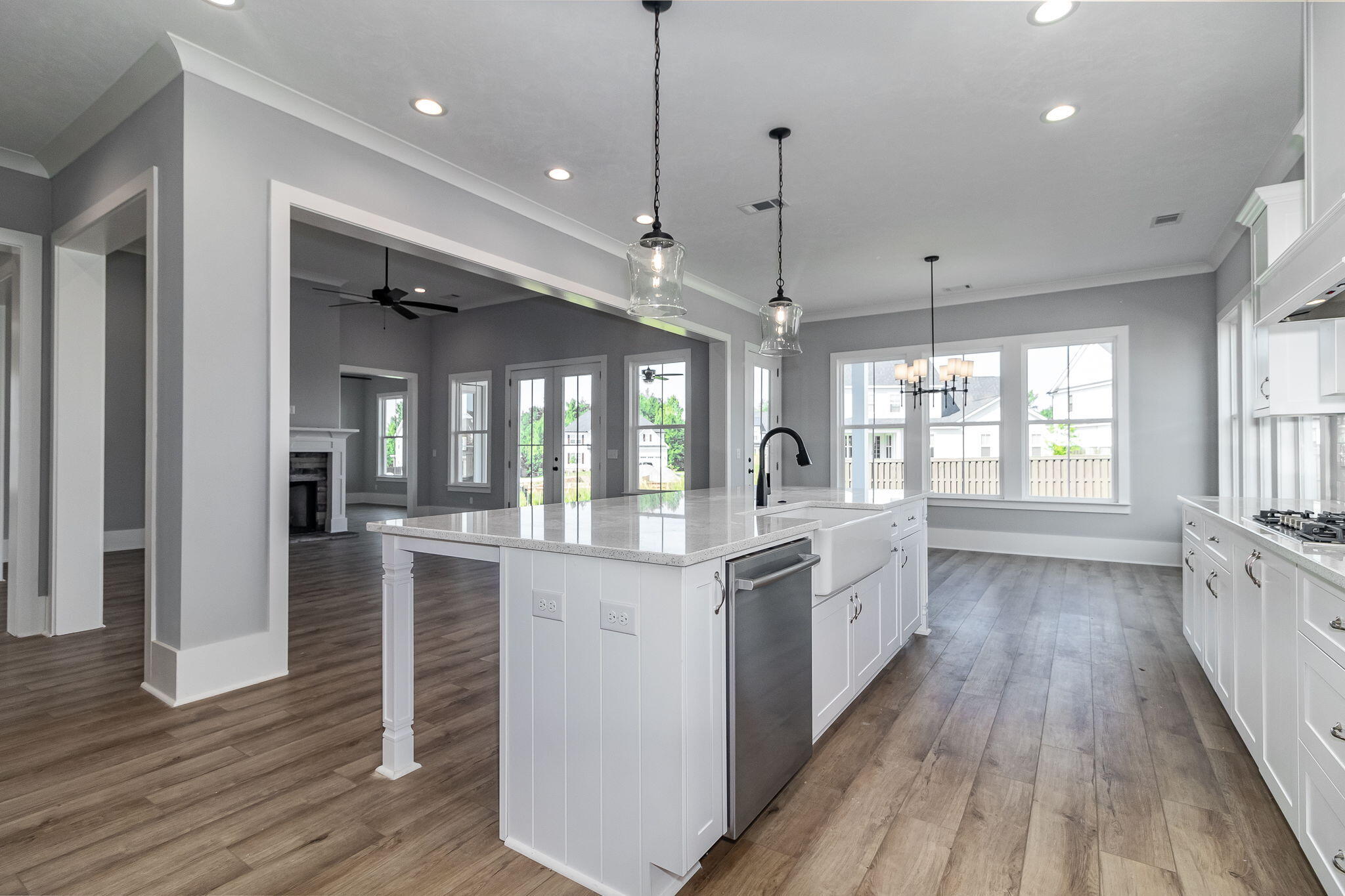 3044 Rosewood Drive