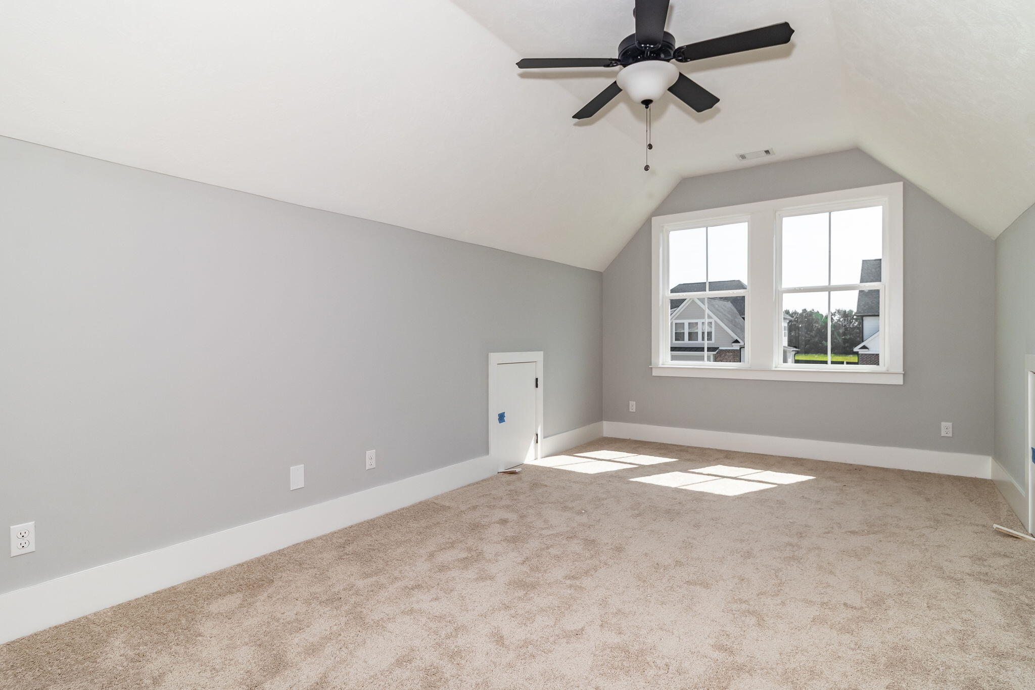 3044 Rosewood Drive