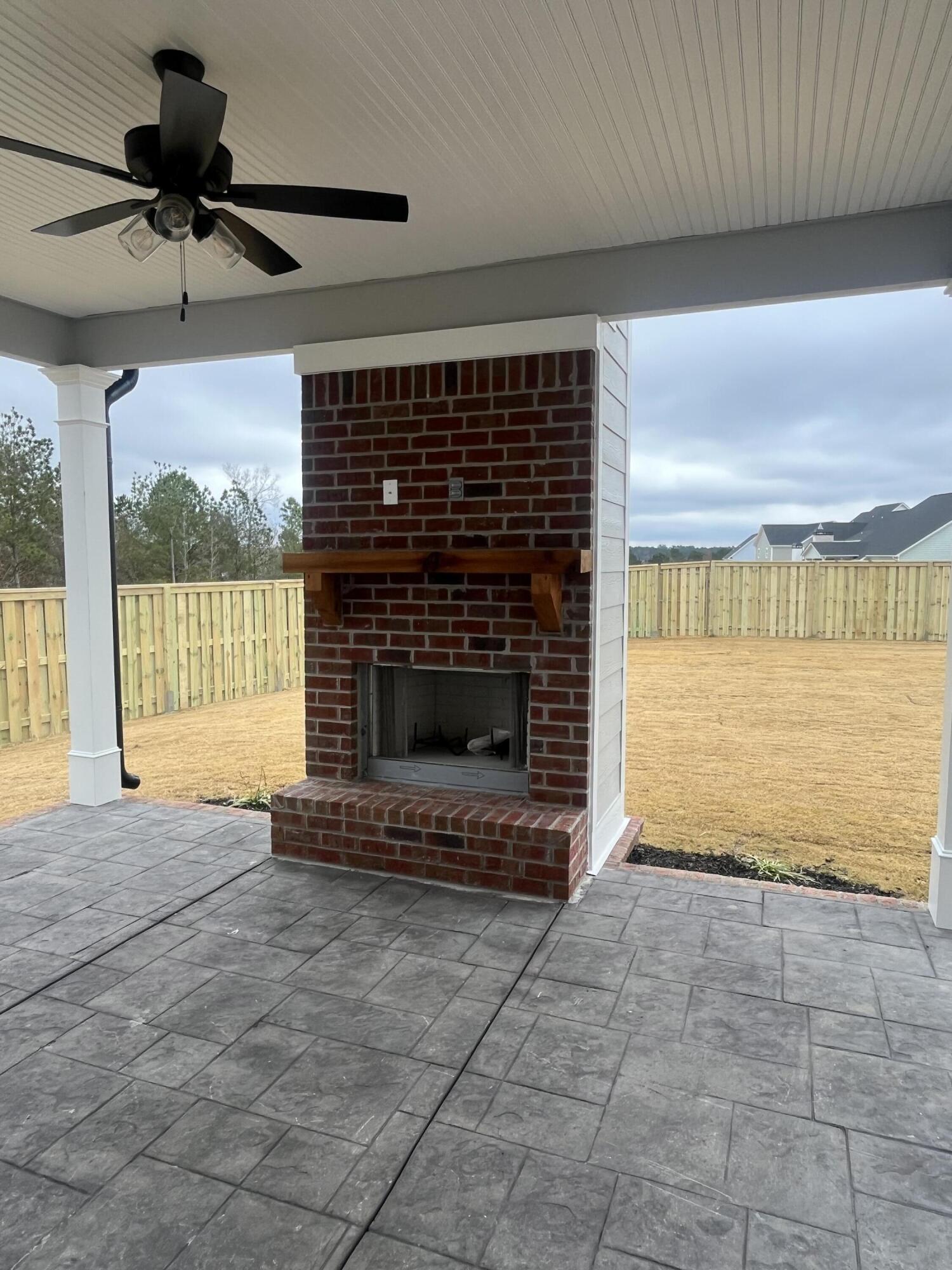 1220 Honey Lane