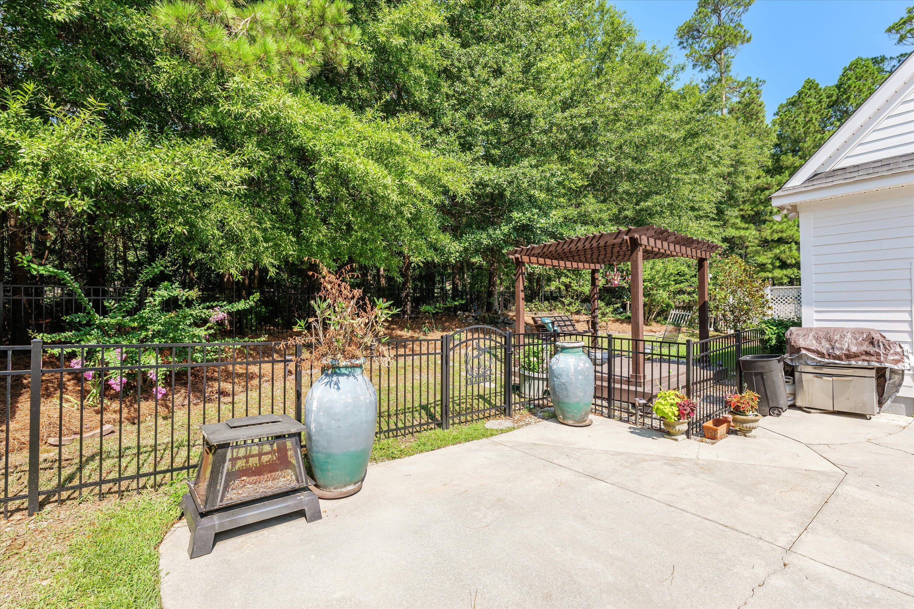 939 Mitchell Lane