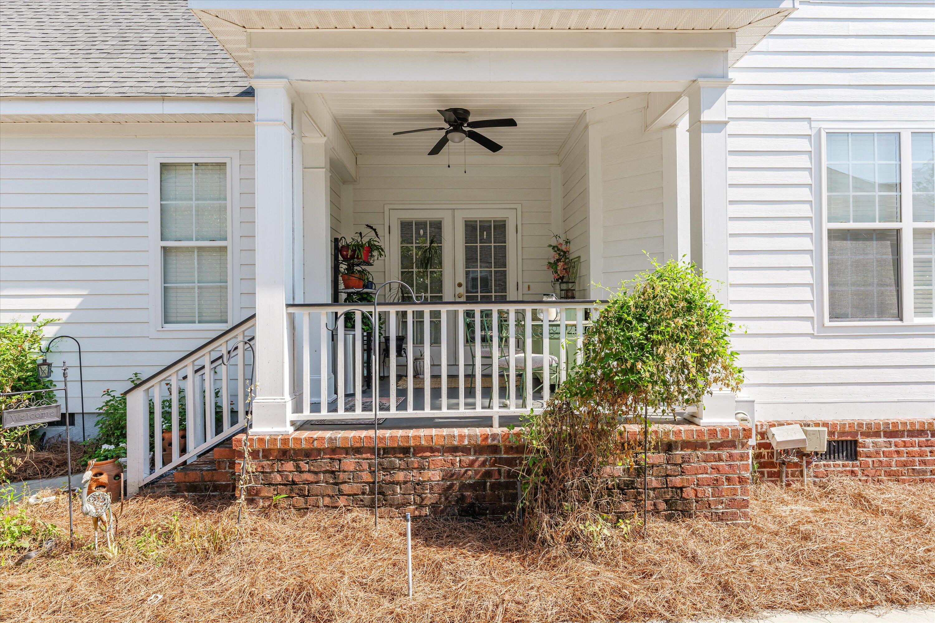 939 Mitchell Lane