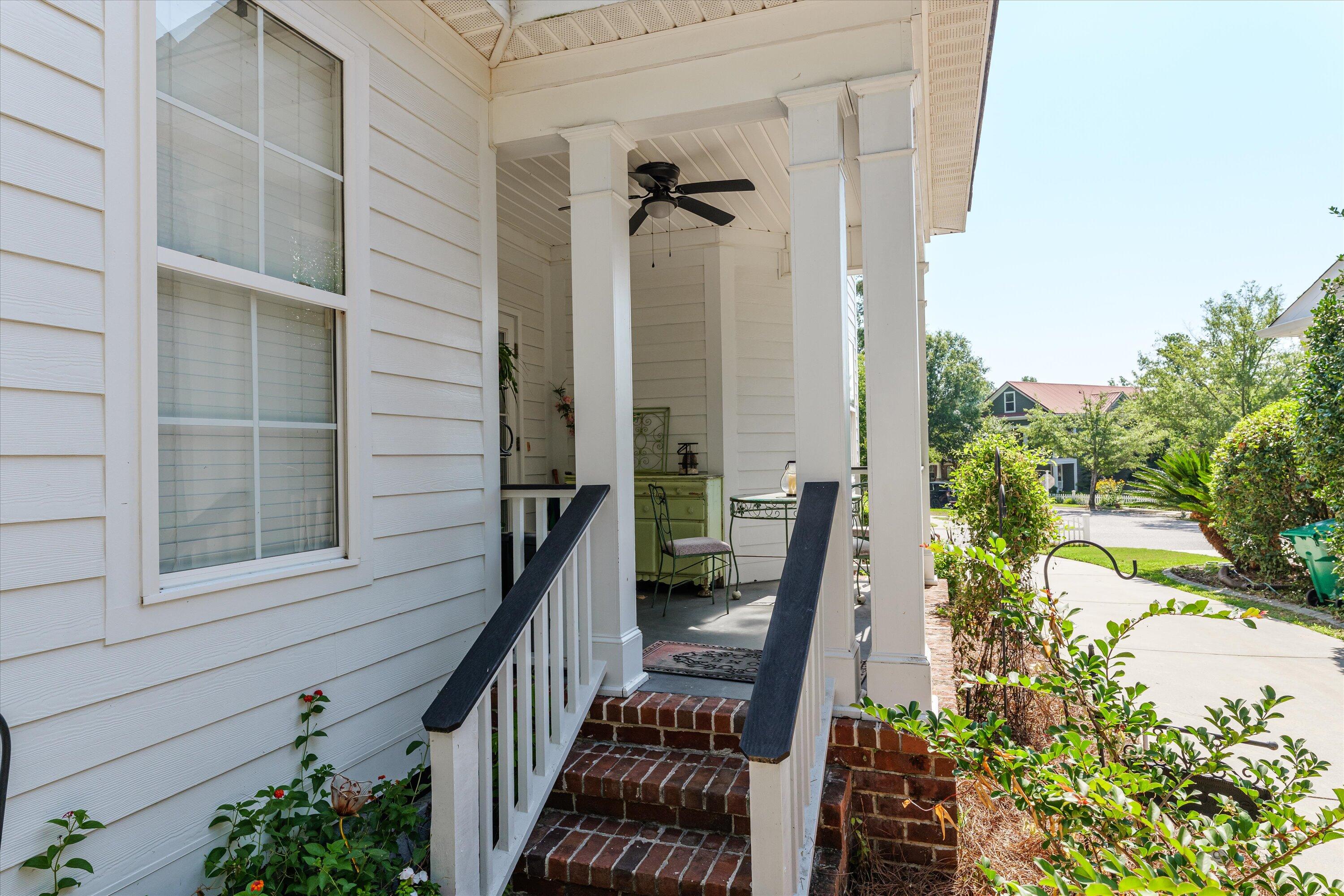 939 Mitchell Lane