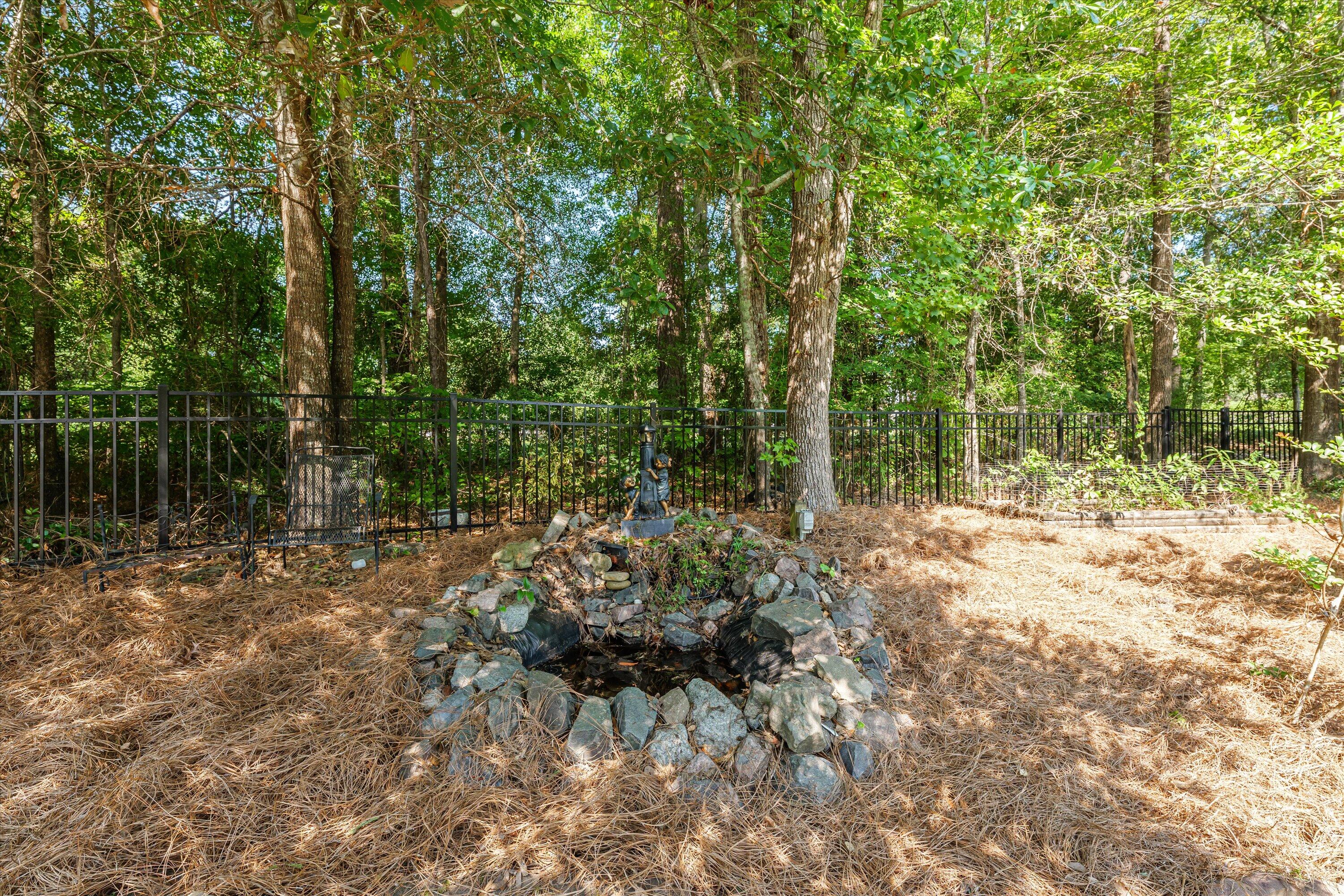 939 Mitchell Lane