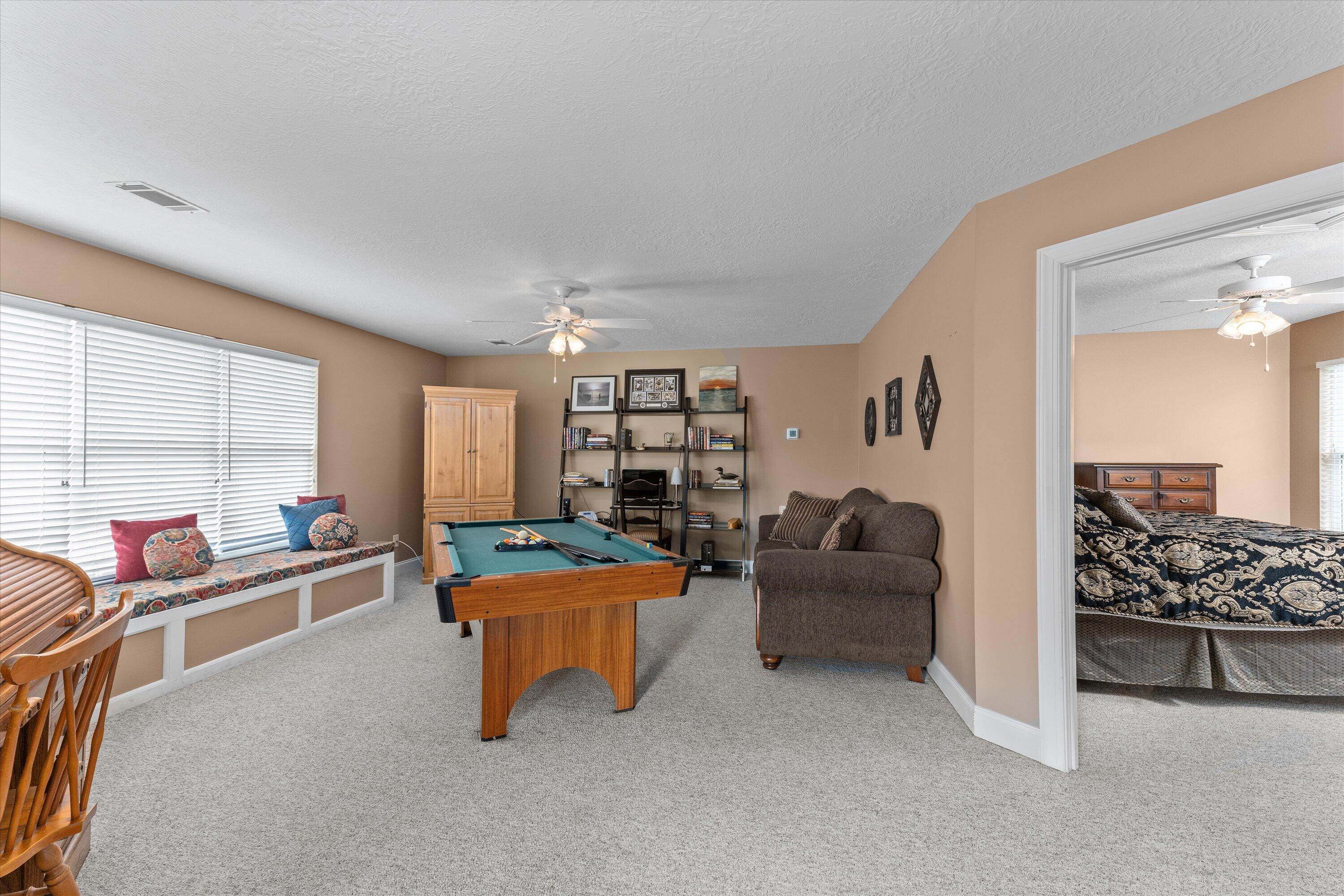 939 Mitchell Lane