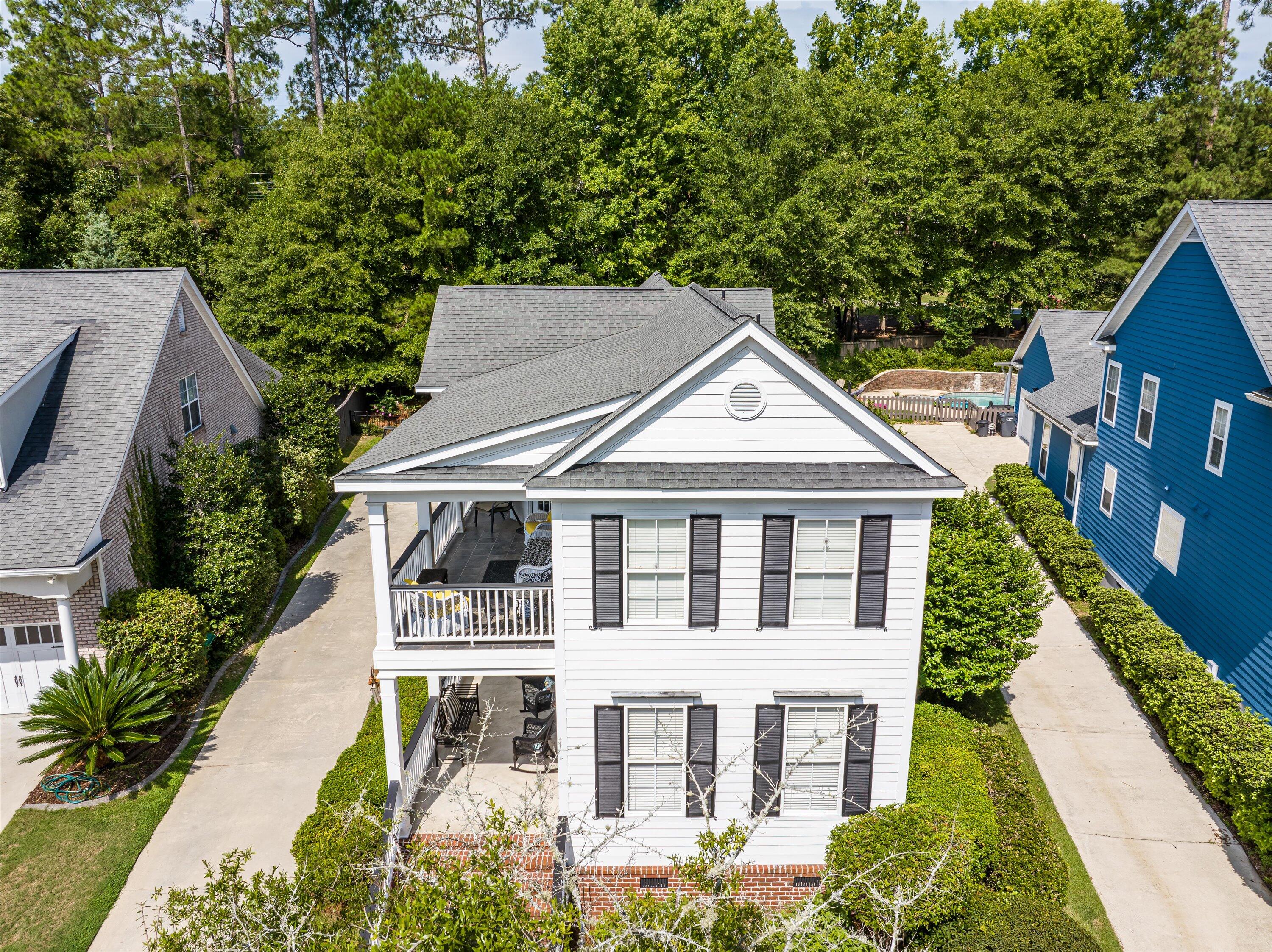 939 Mitchell Lane