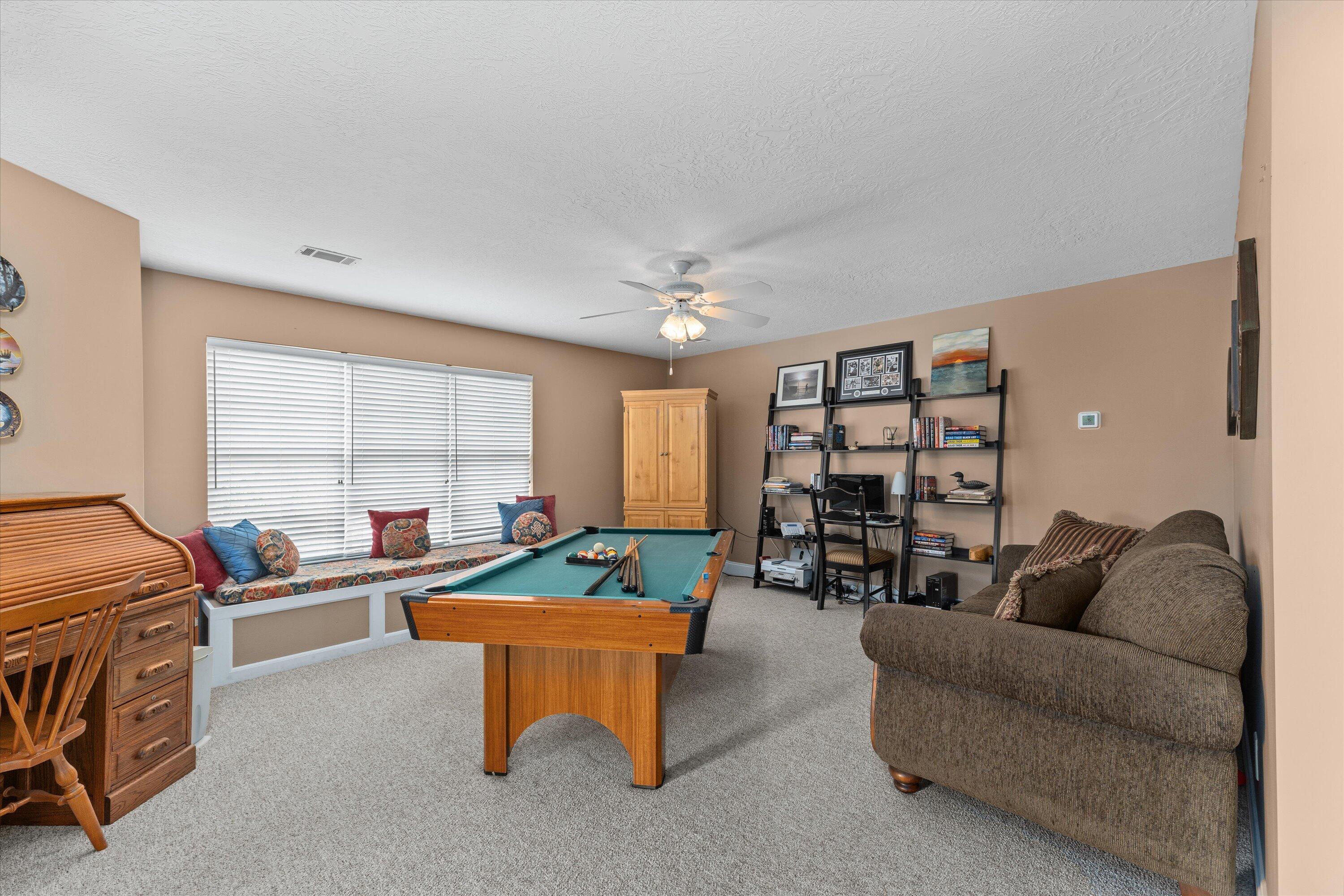 939 Mitchell Lane