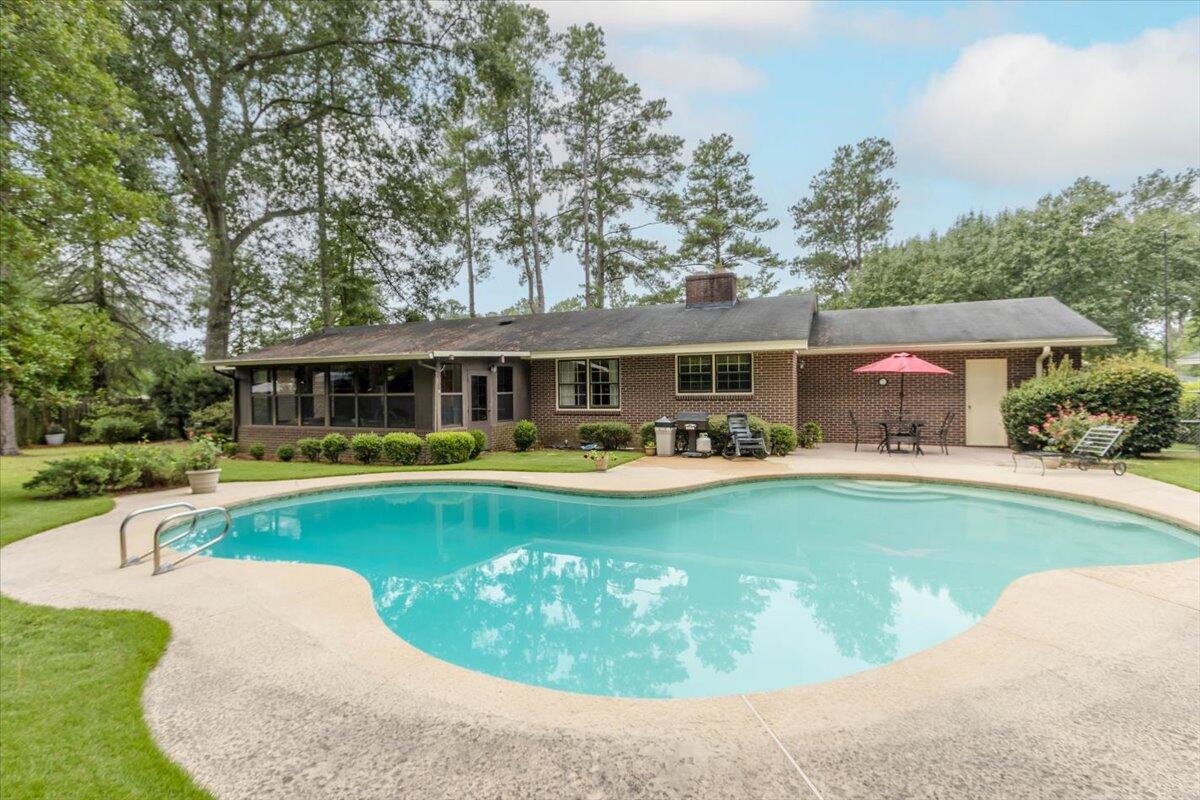 812 Brooks Drive